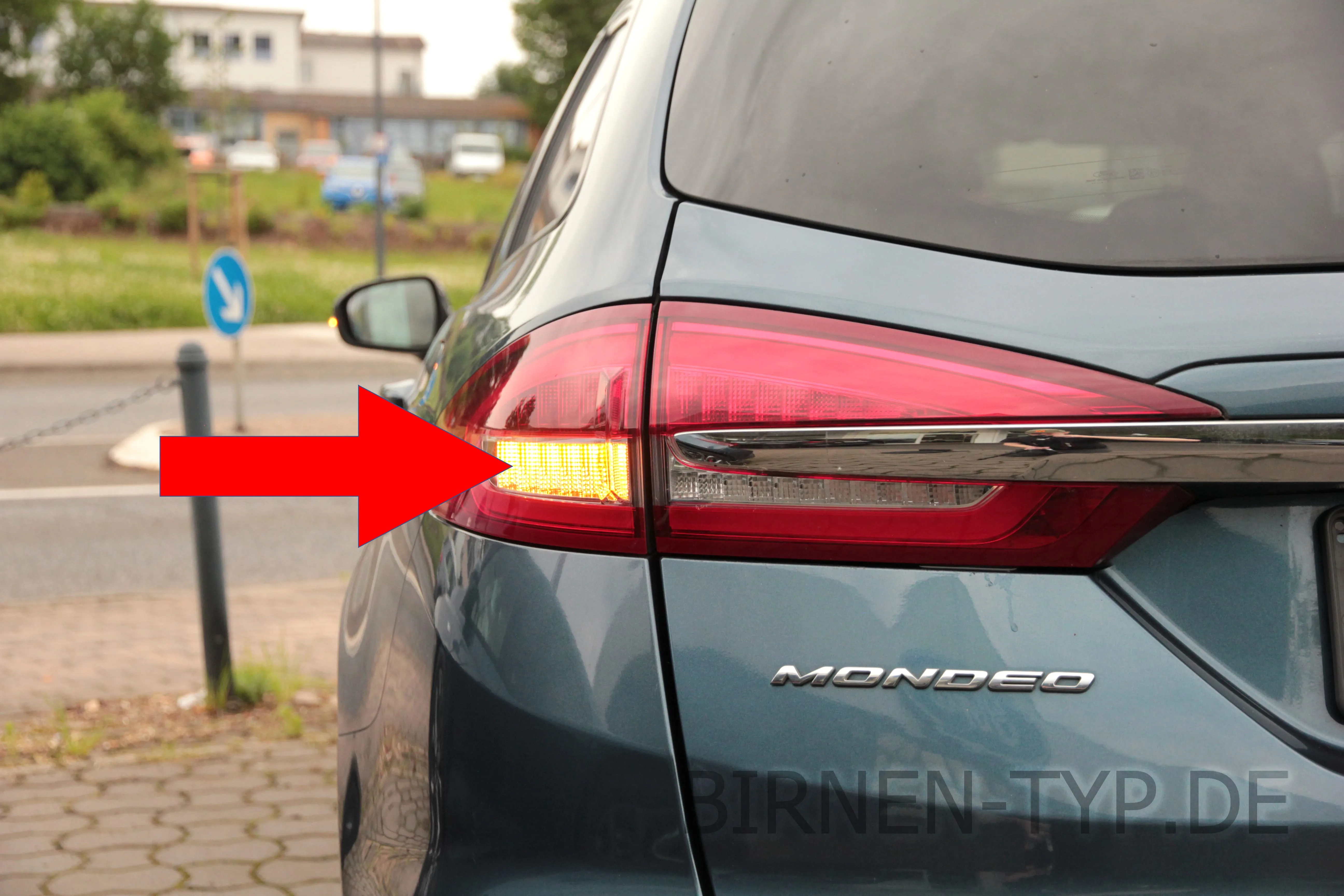 Blinker hinten am Ford Mondeo 5. Gen