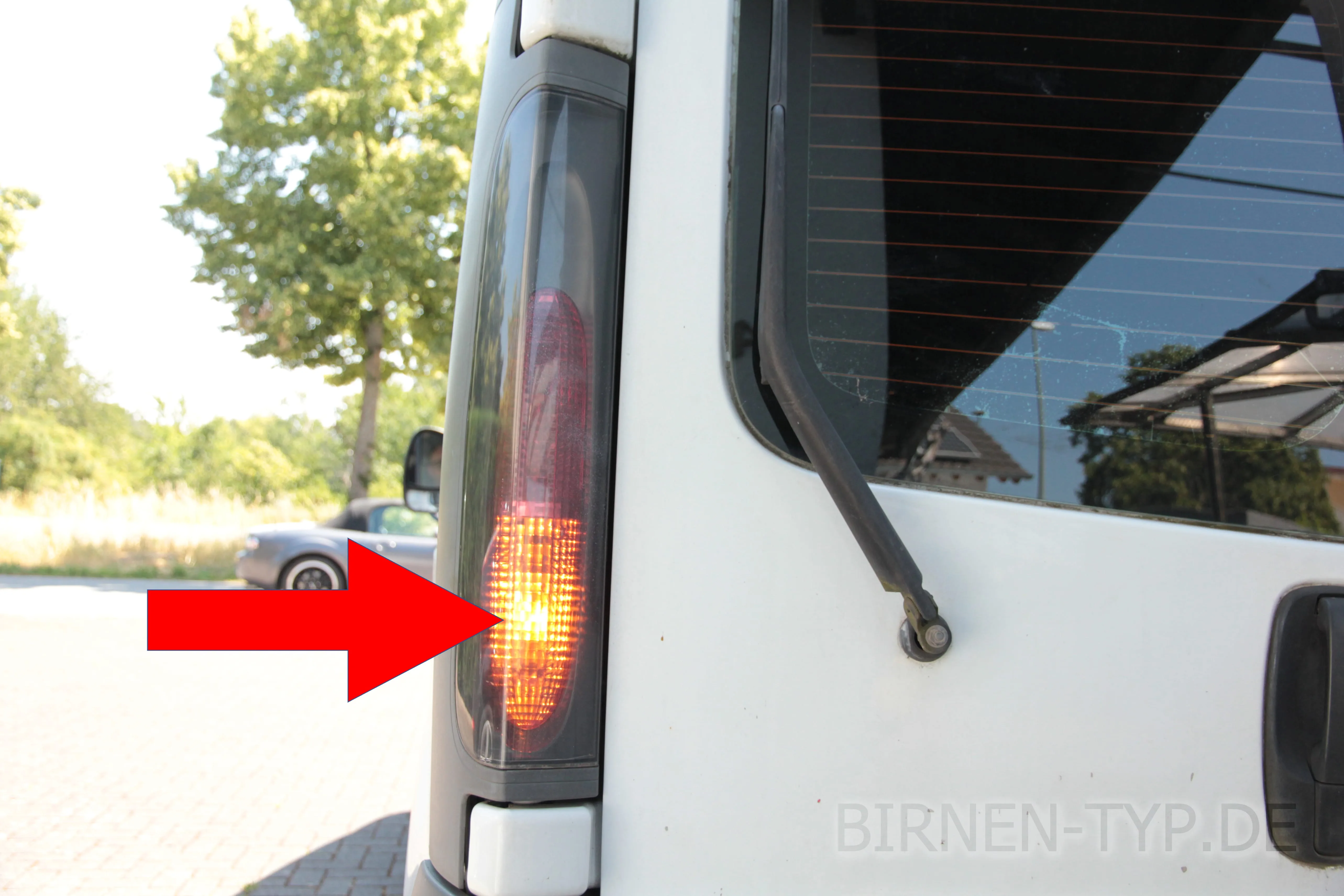Blinker hinten des Nissan Primastar 1