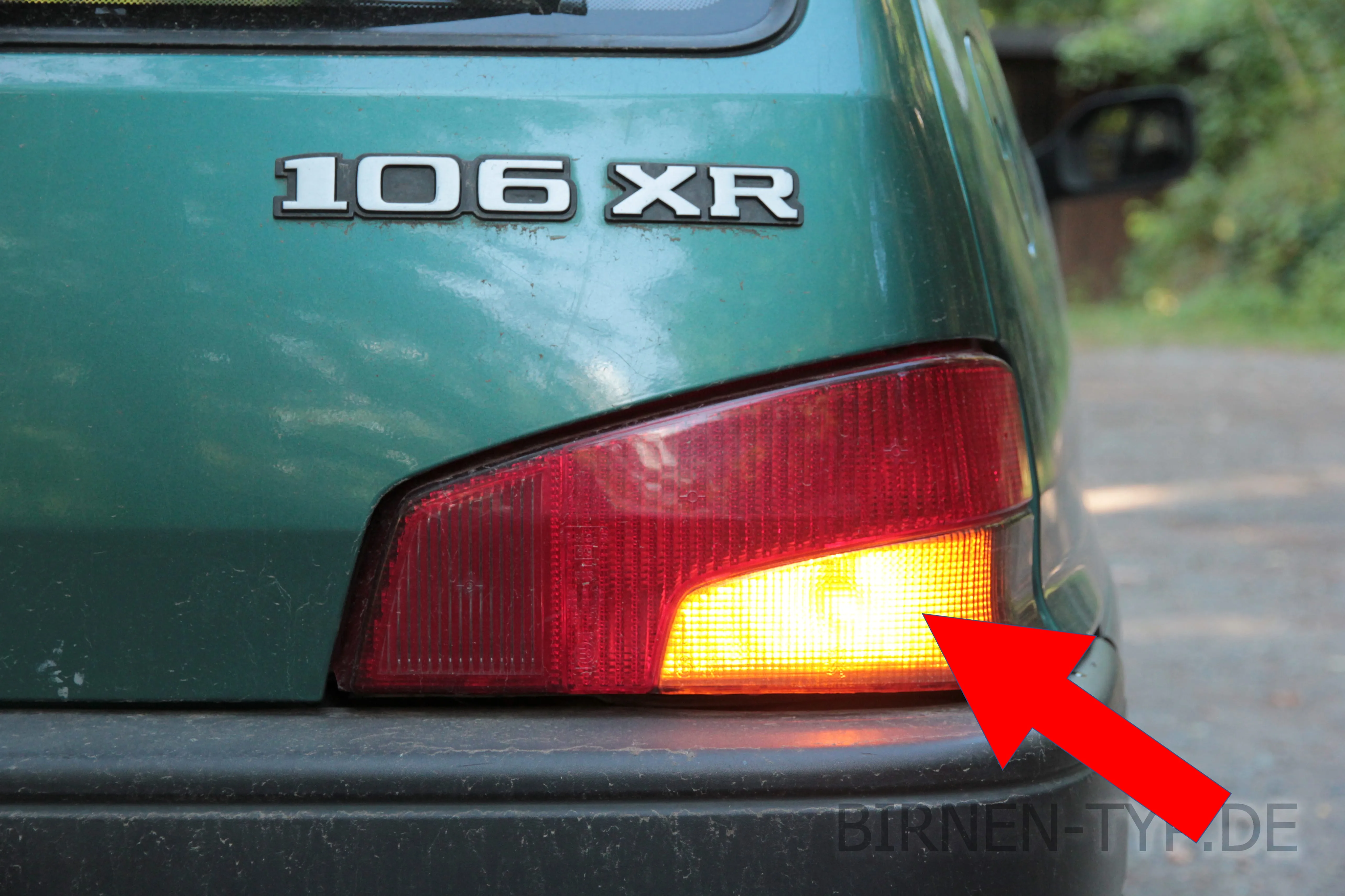 Blinker hinten des Peugeot 106