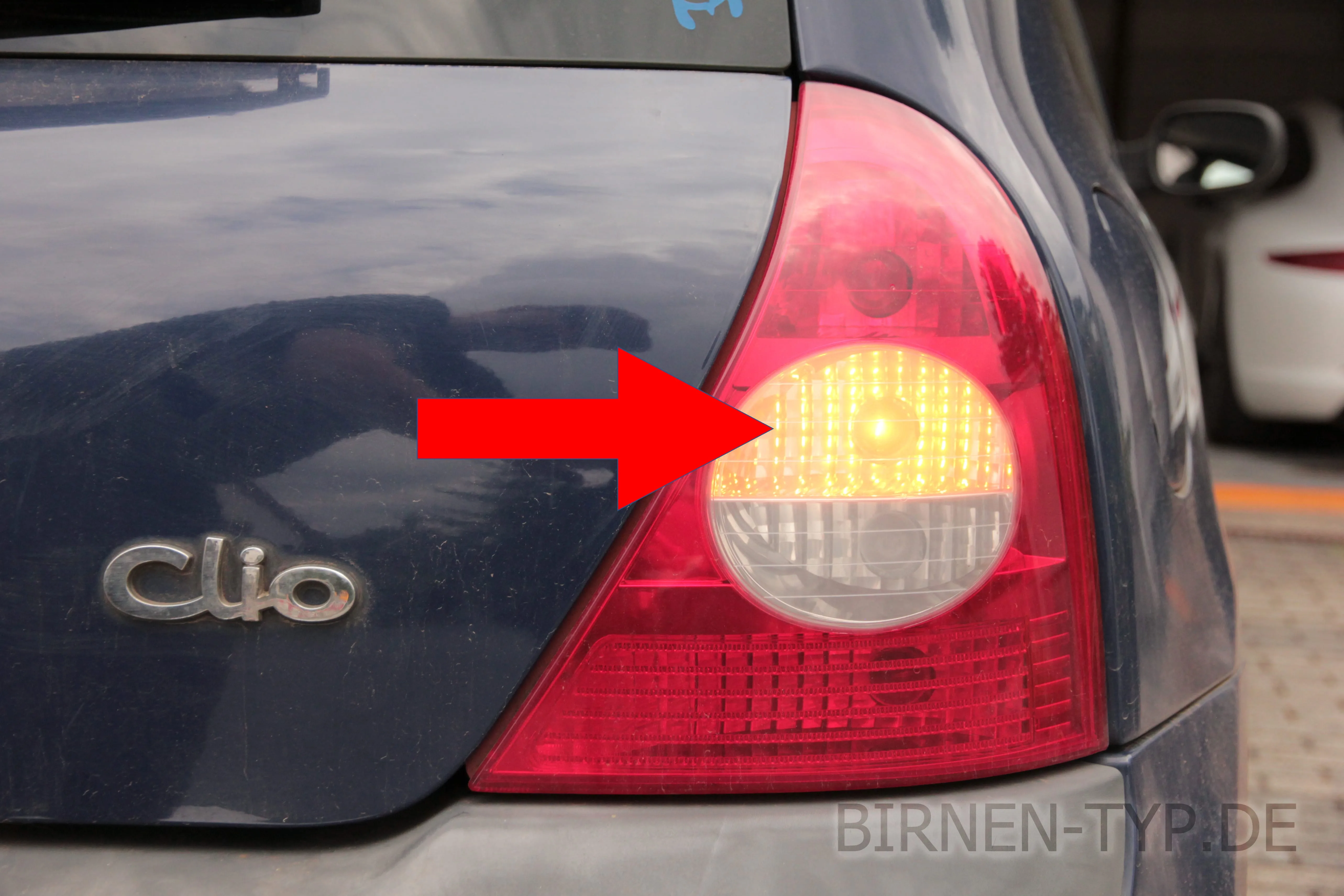 Blinker hinten des Renault Clio 2