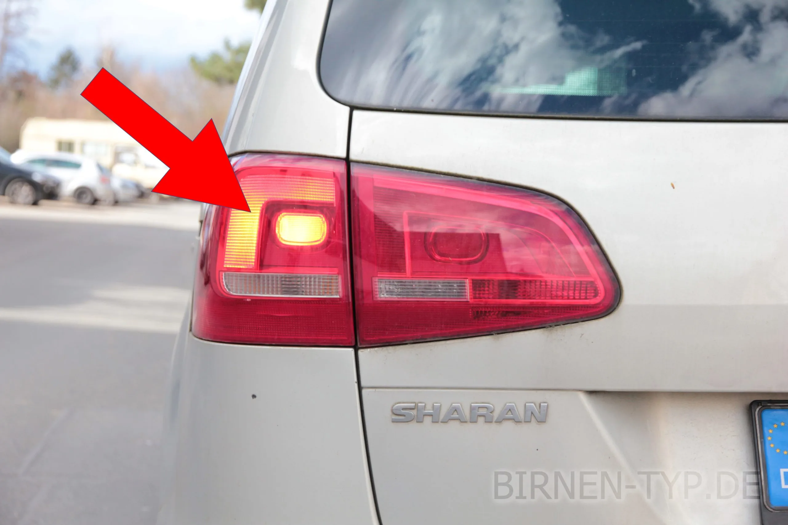 Bremslicht des VW Sharan 2