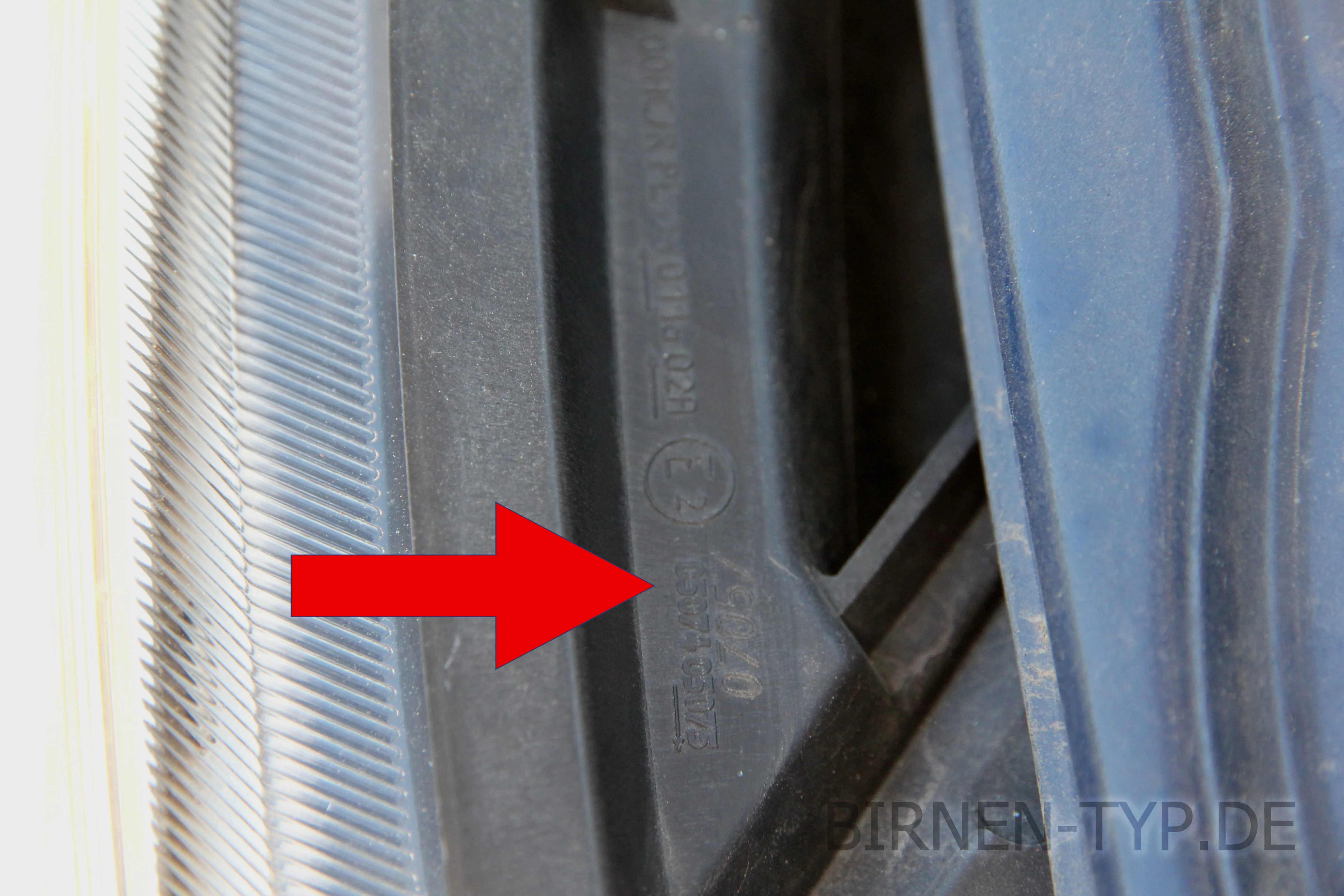 Hier findest Du die Scheinwerfer-Genehmigungsnummer des Fiat Scudo 2