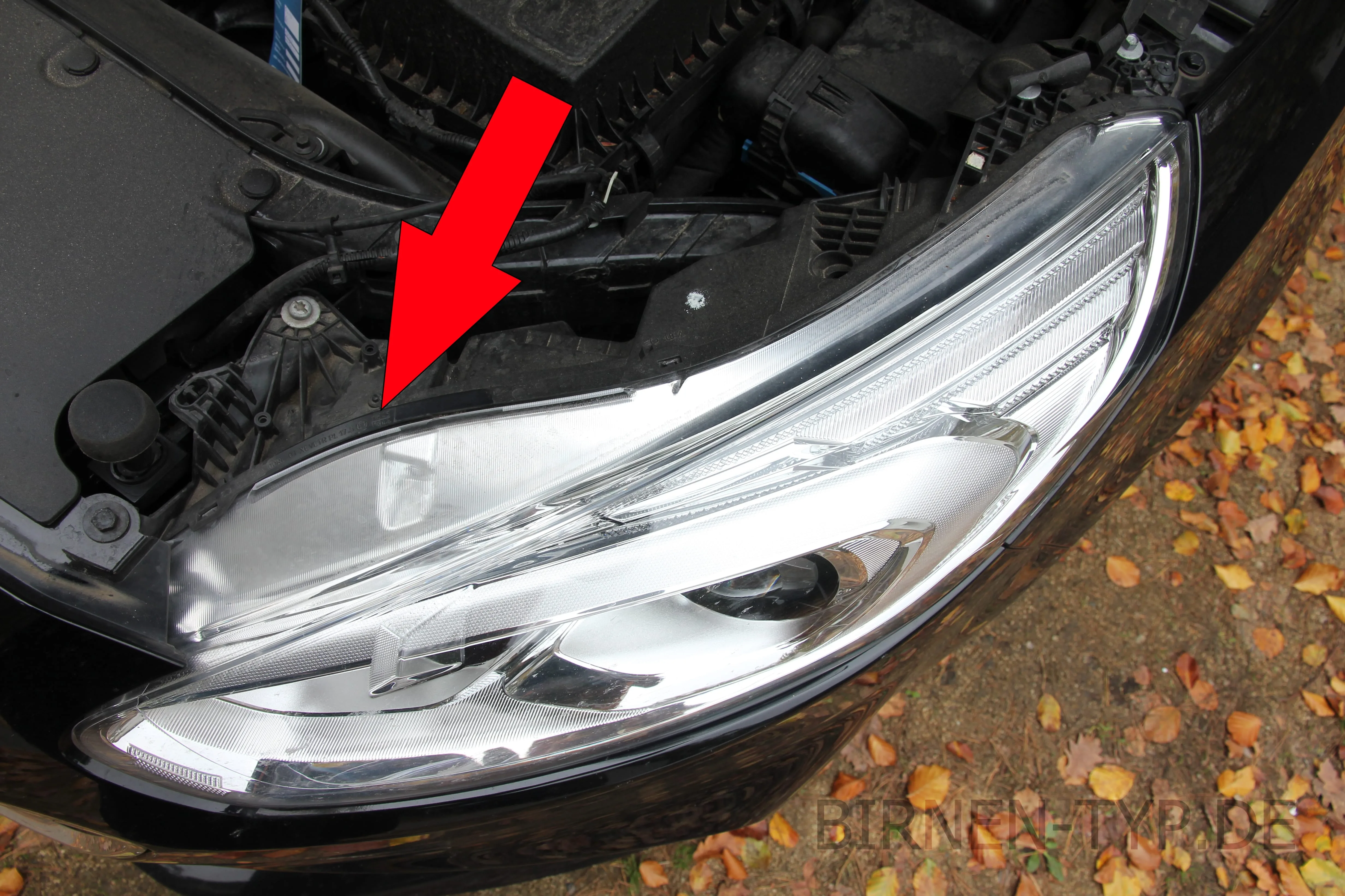 Hier findest Du die Scheinwerfer-Genehmigungsnummer des Ford Galaxy 3 (Facelift)