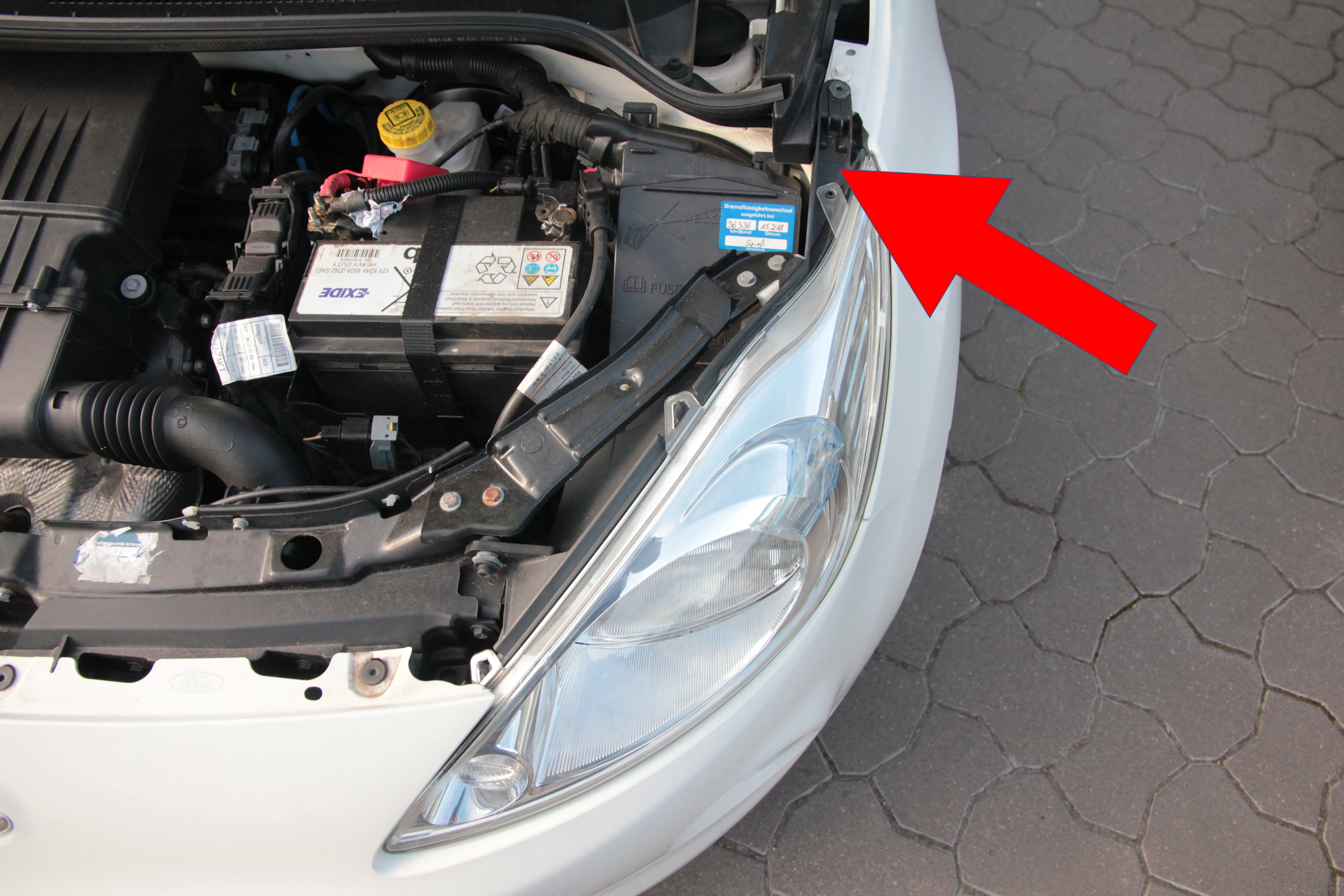 Hier findest Du die Scheinwerfer-Genehmigungsnummer des Ford Ka 2