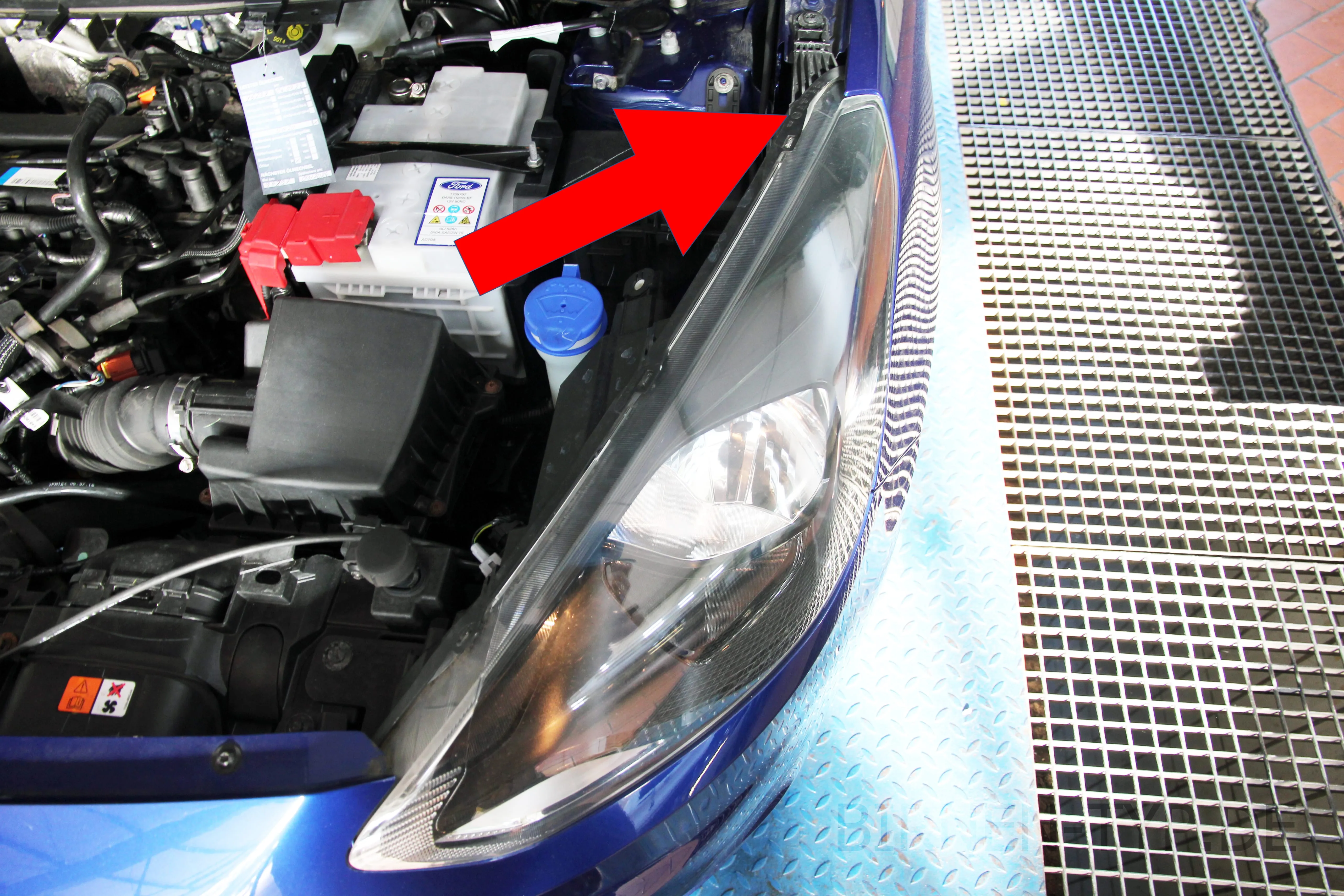 Hier findest Du die Scheinwerfer-Genehmigungsnummer des Ford Ka 3