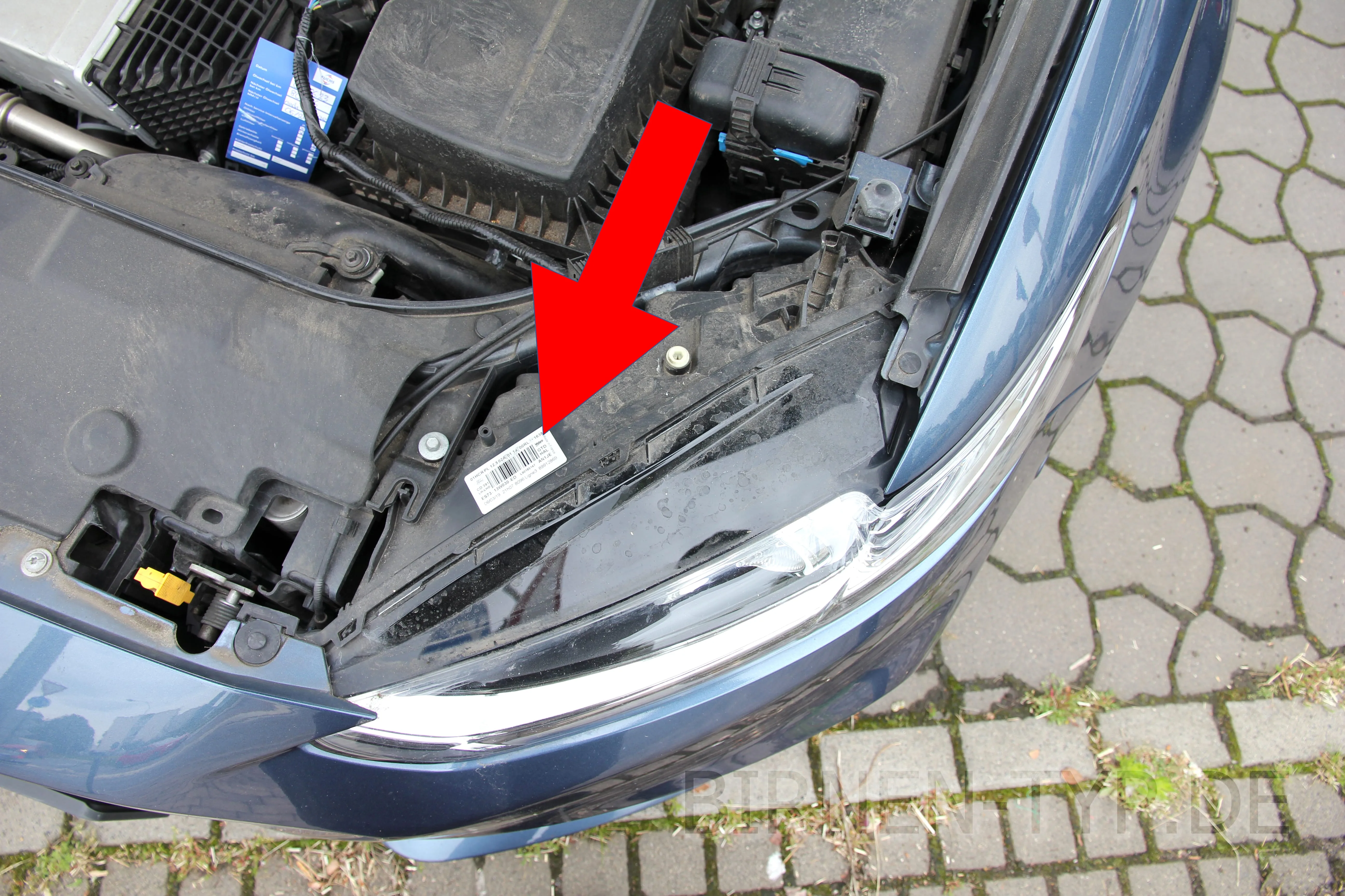 Hier findest Du die Scheinwerfer-Genehmigungsnummer des Ford Mondeo 5