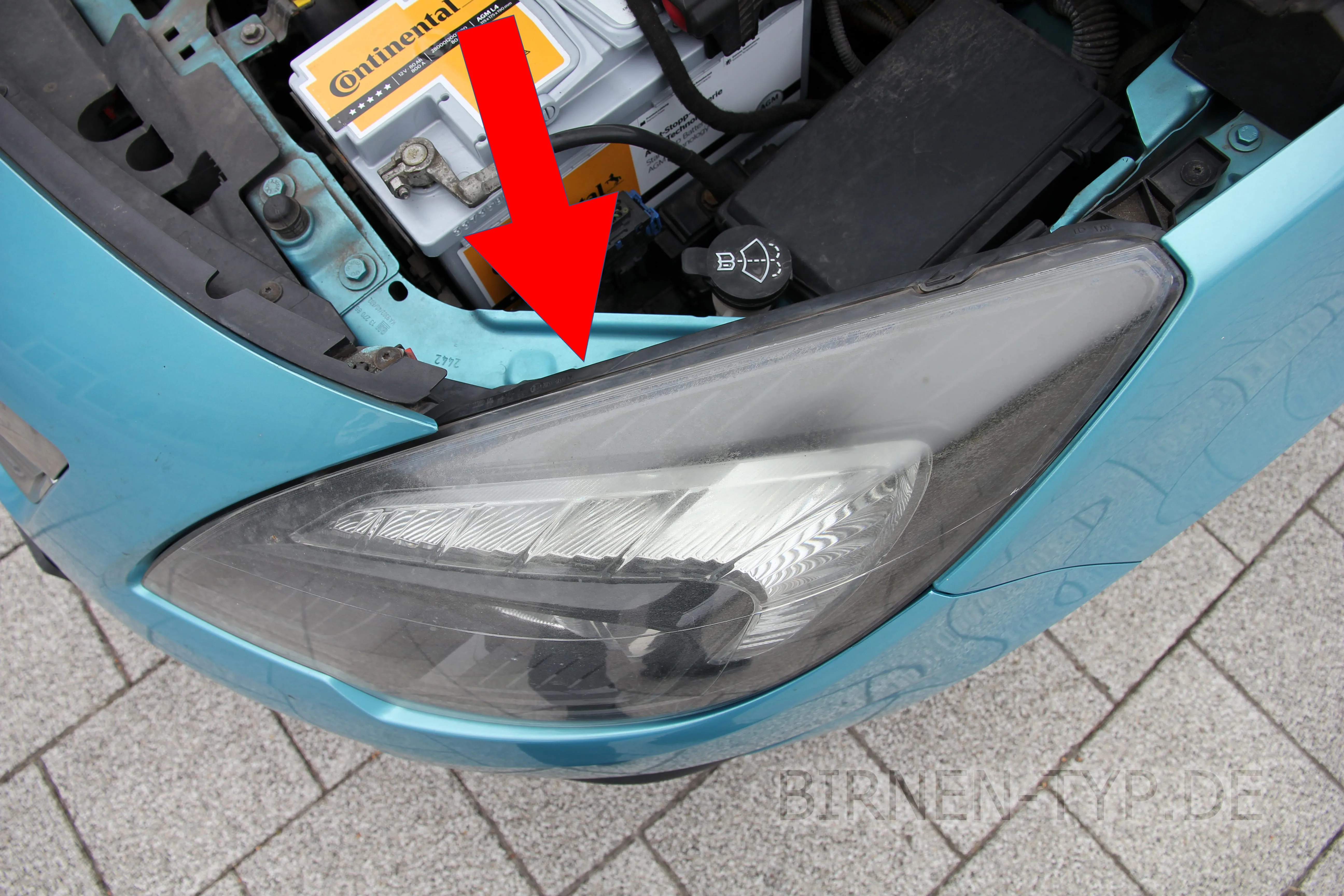 Hier findest Du die Scheinwerfer-Genehmigungsnummer des Opel Meriva B