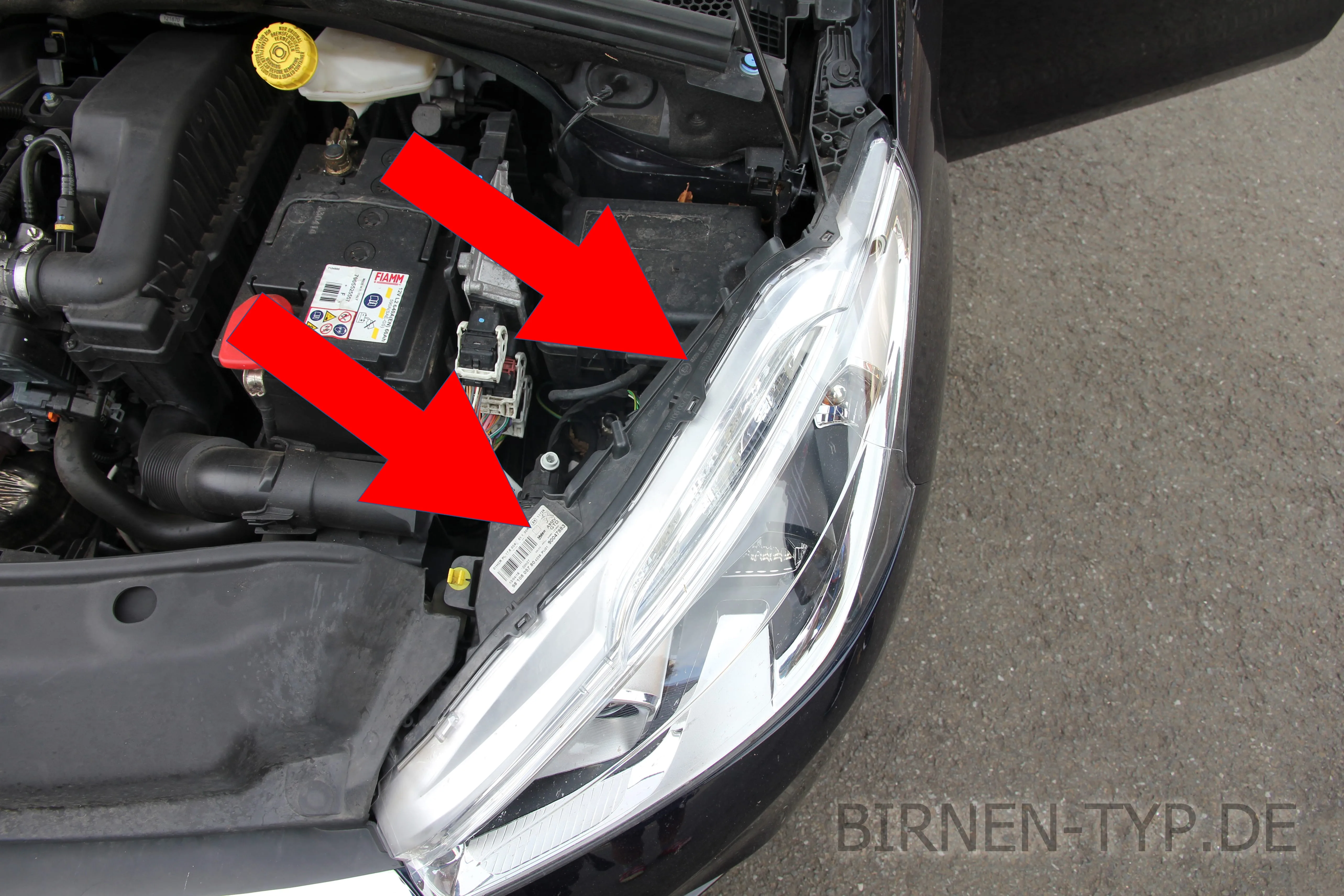 Hier findest Du die Scheinwerfer-Genehmigungsnummer des Peugeot 208 1