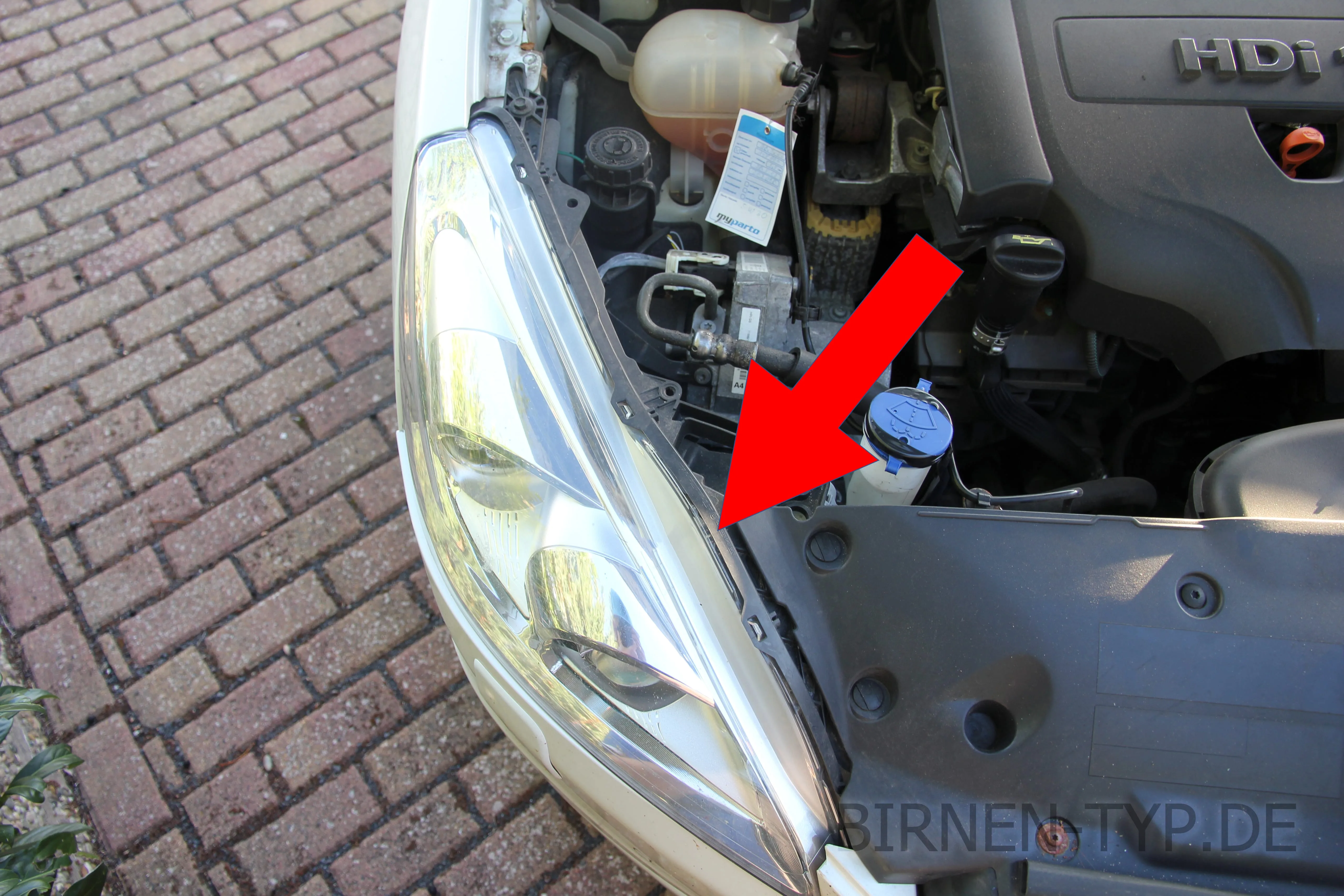 Hier findest Du die Scheinwerfer-Genehmigungsnummer des Peugeot 508 1