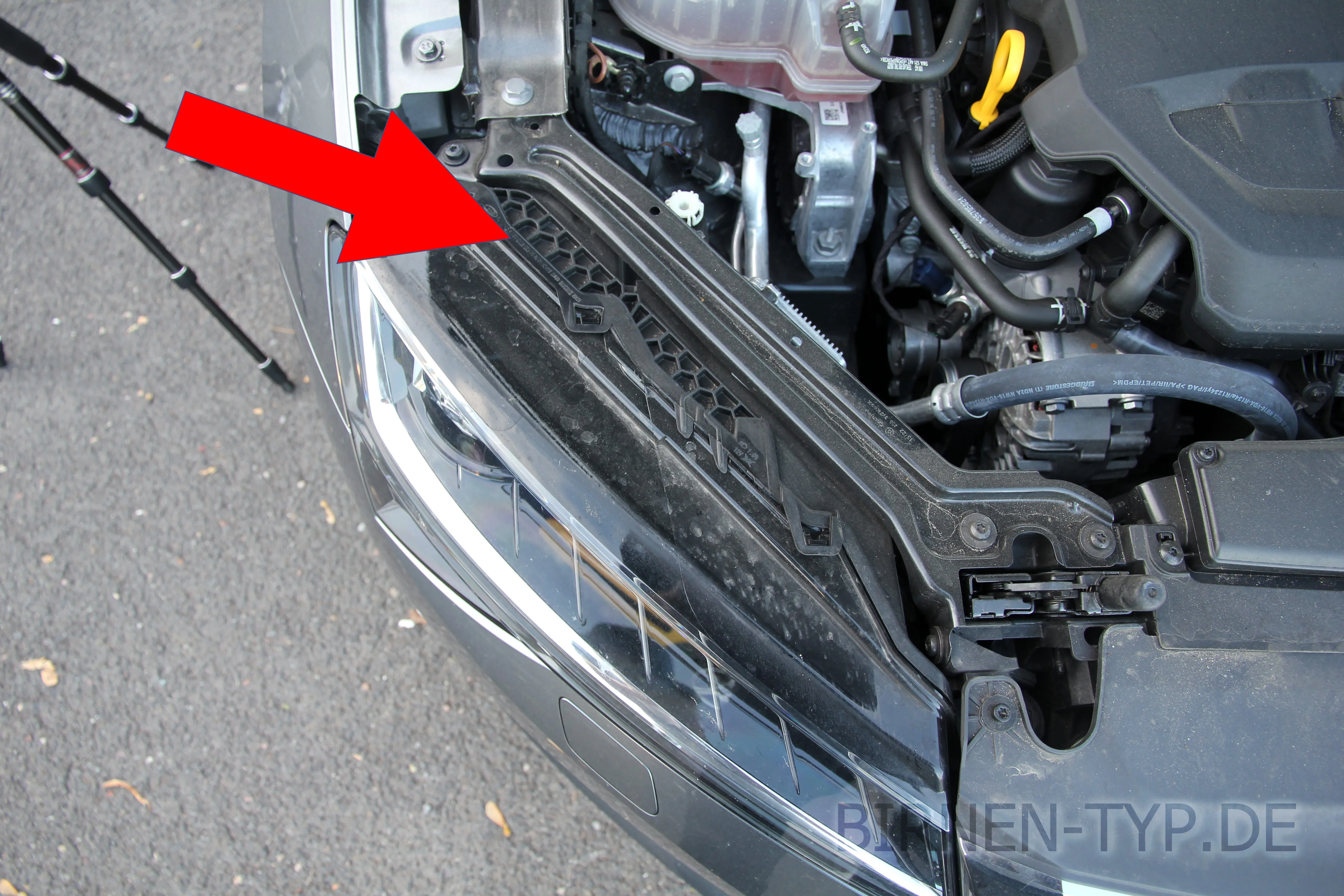 Hier findest Du die Scheinwerfer-Genehmigungsnummer des Škoda Superb 3