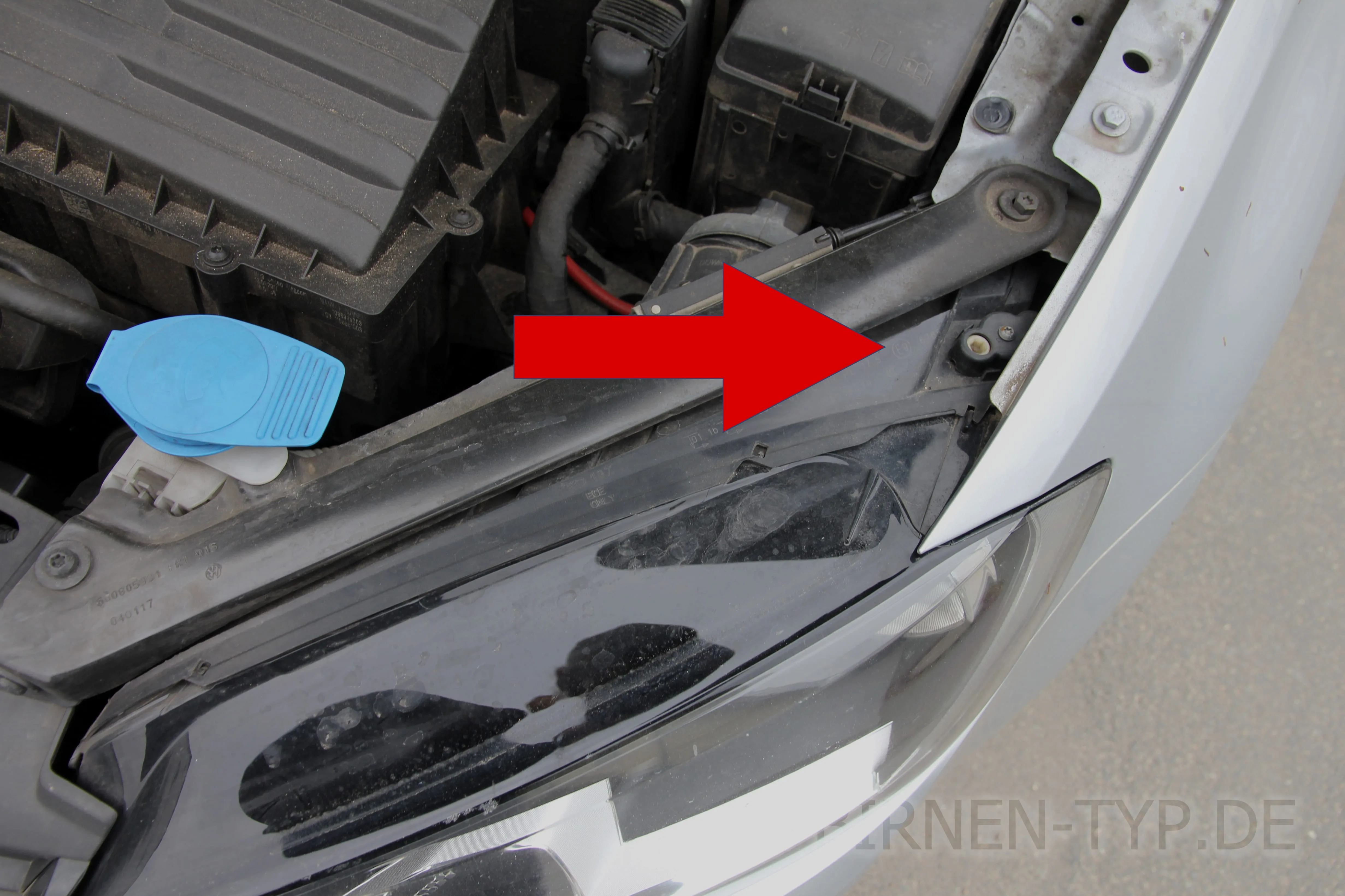 Hier findest Du die Scheinwerfer-Genehmigungsnummer des VW Golf 7
