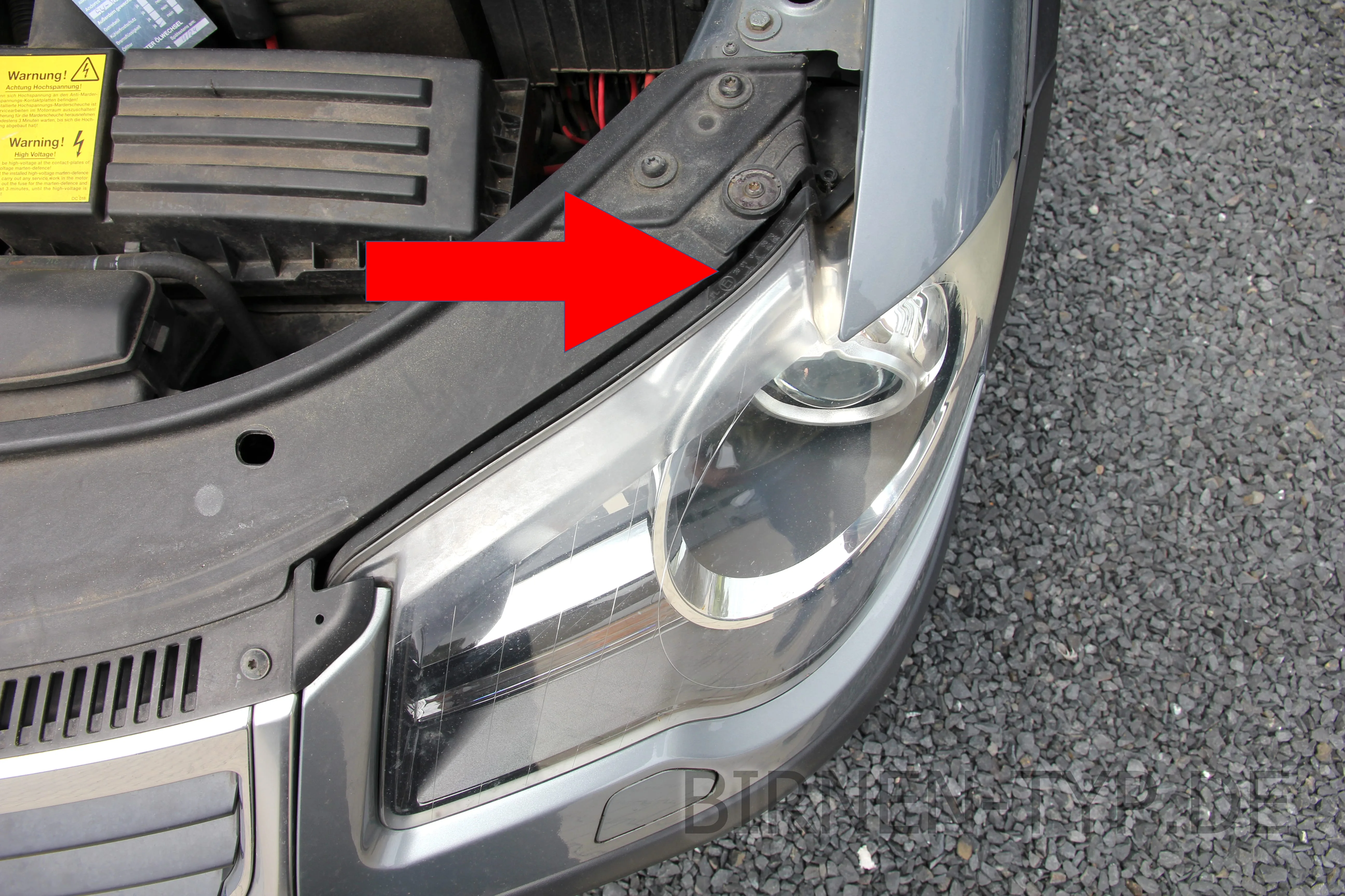 Hier findest Du die Scheinwerfer-Genehmigungsnummer des VW Touran 1 GP1