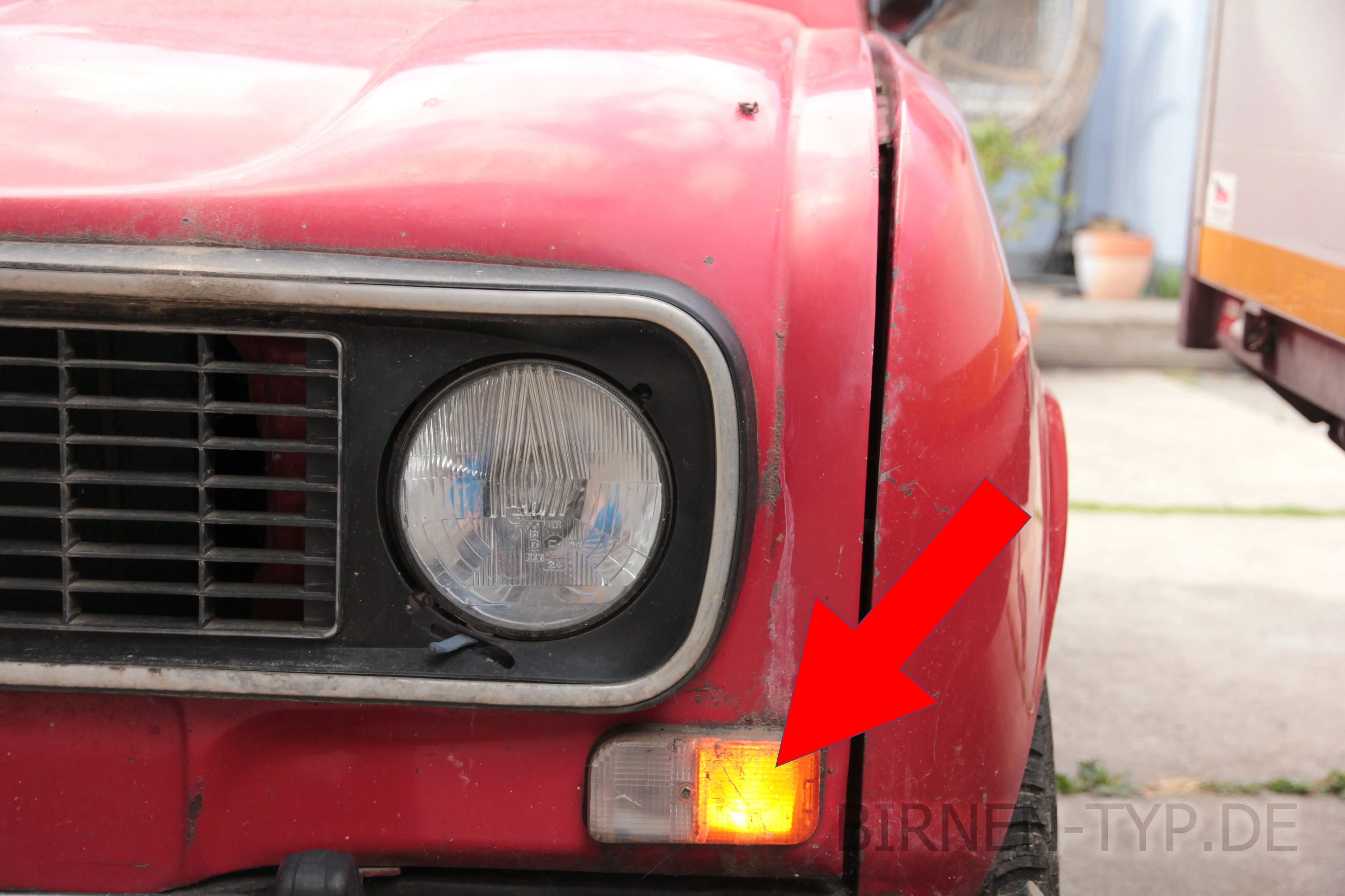 Blinker vorne des Renault R4