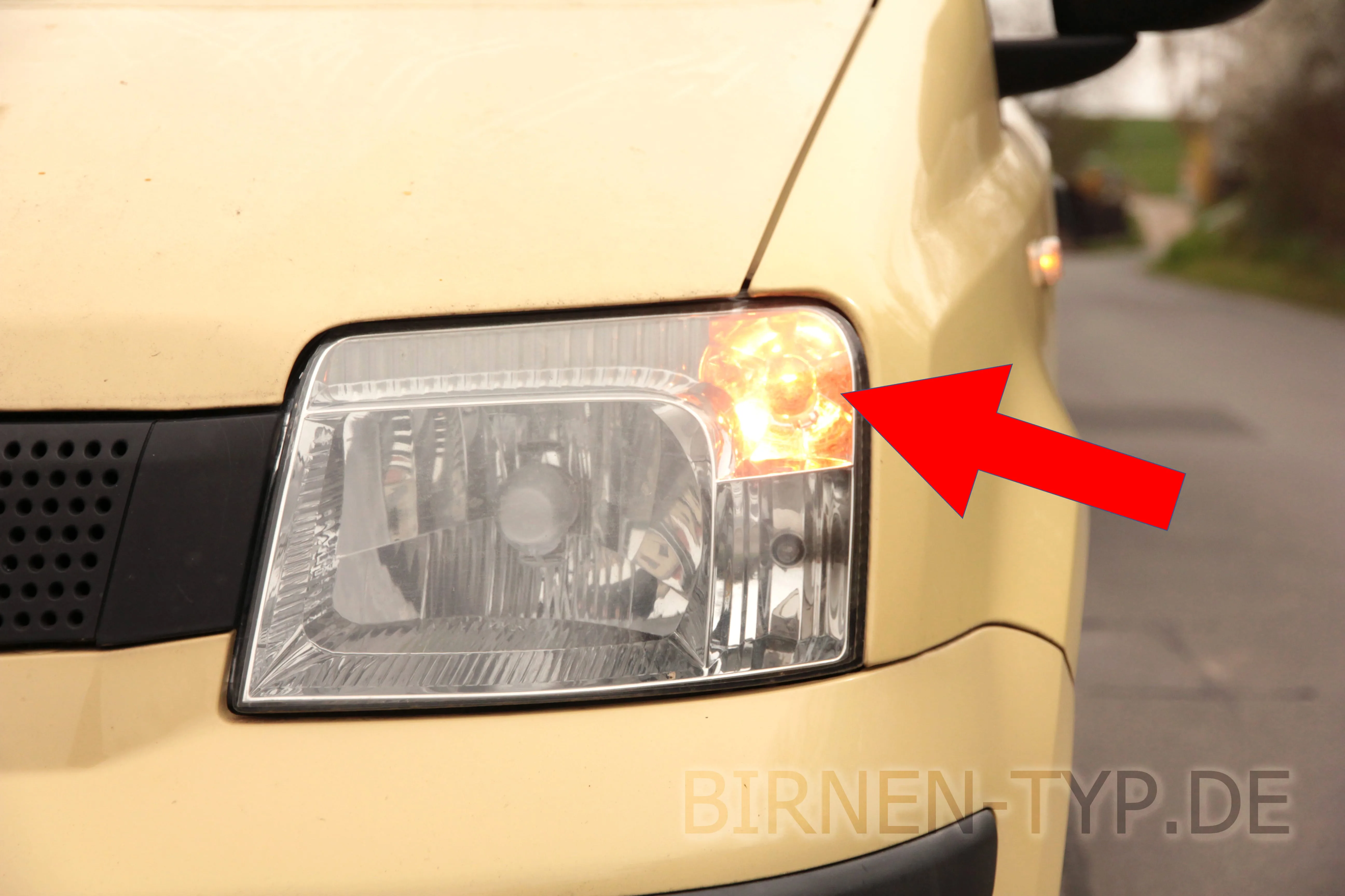Blinker vorne des Fiat Panda 2. Gen (Typ 169 (Nuova Panda) – 2003-2012)