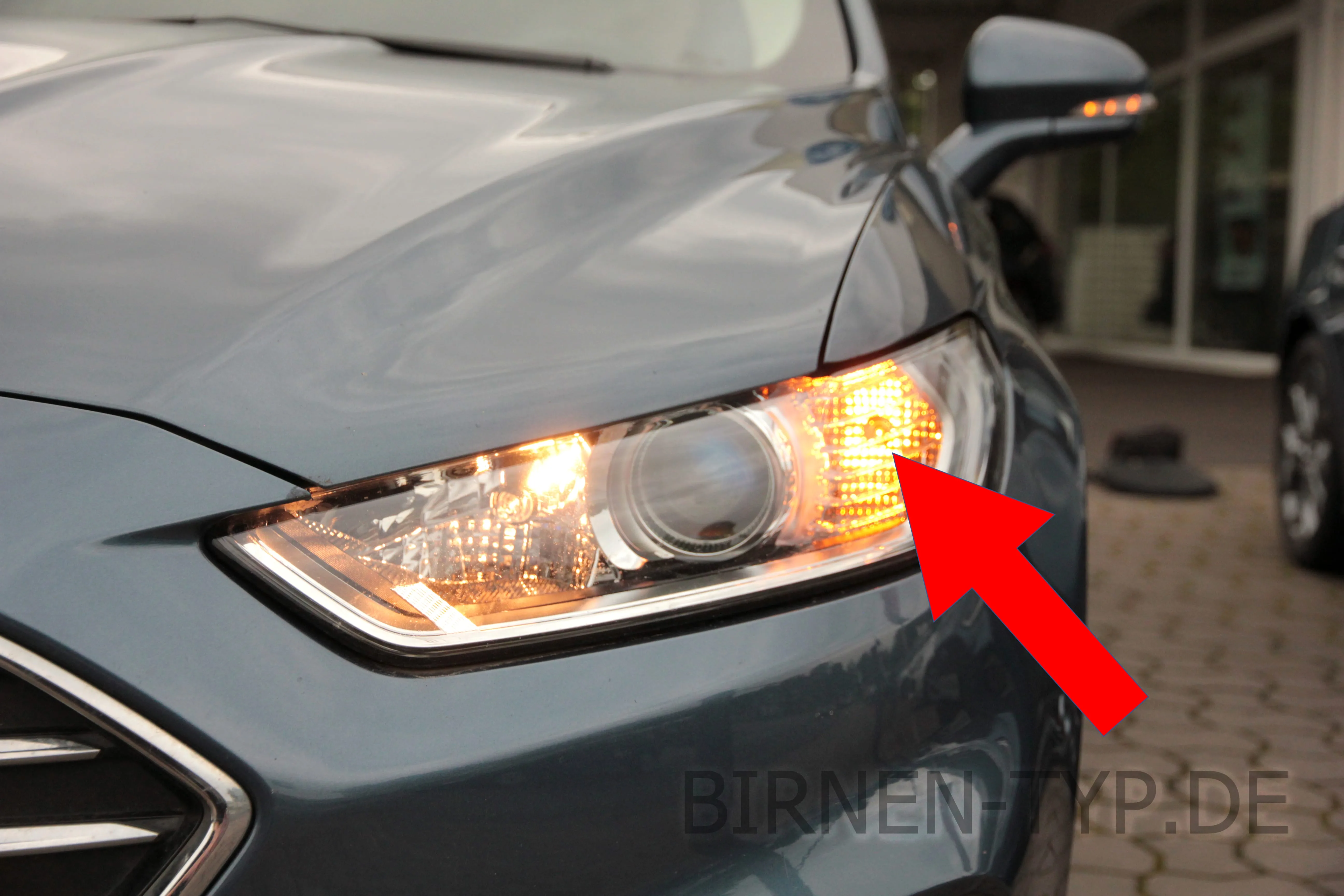 Blinker vorne des Ford Mondeo 5. Gen