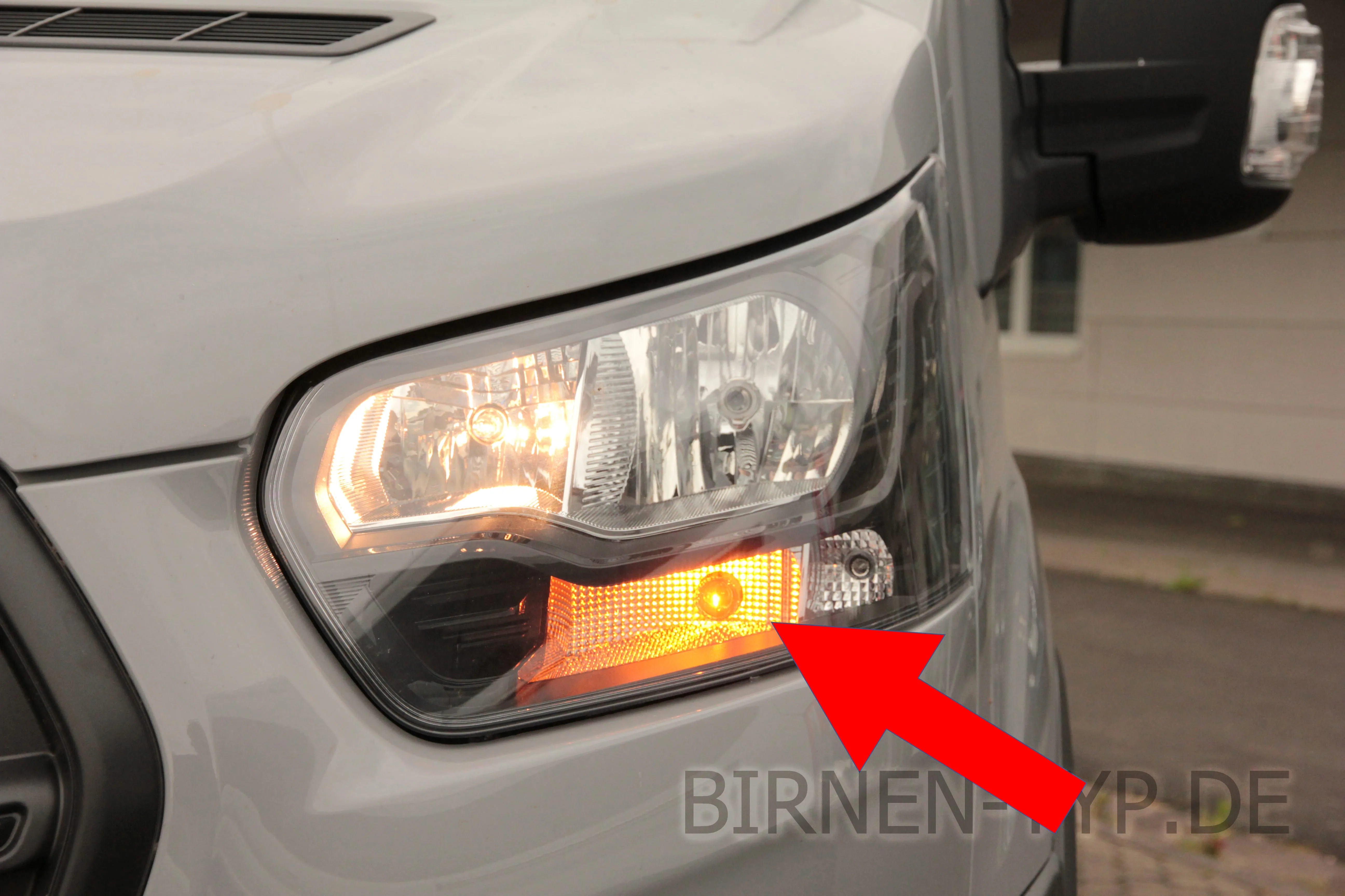 Blinker vorne des Ford Transit 7
