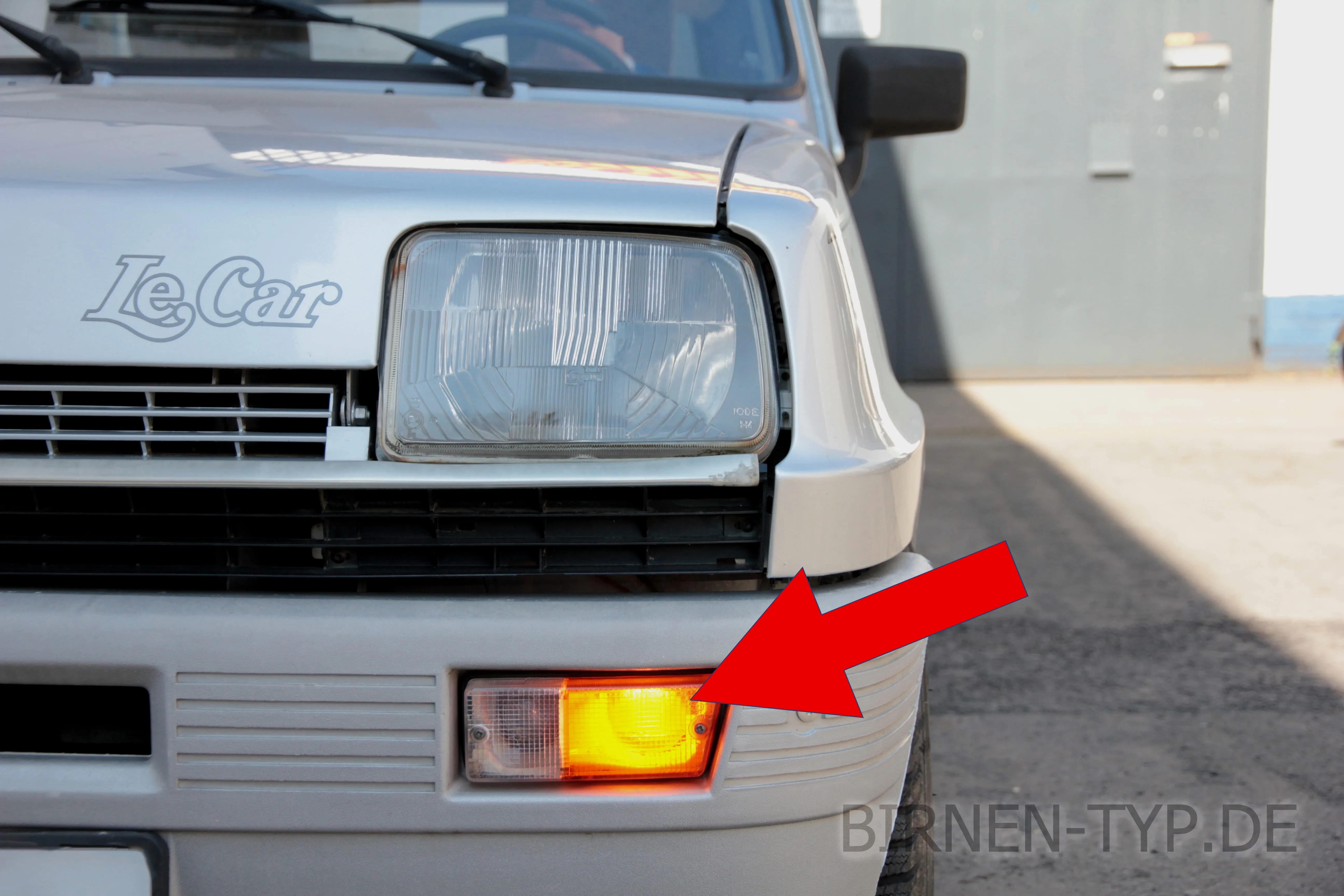 Blinker vorne des Renault 5