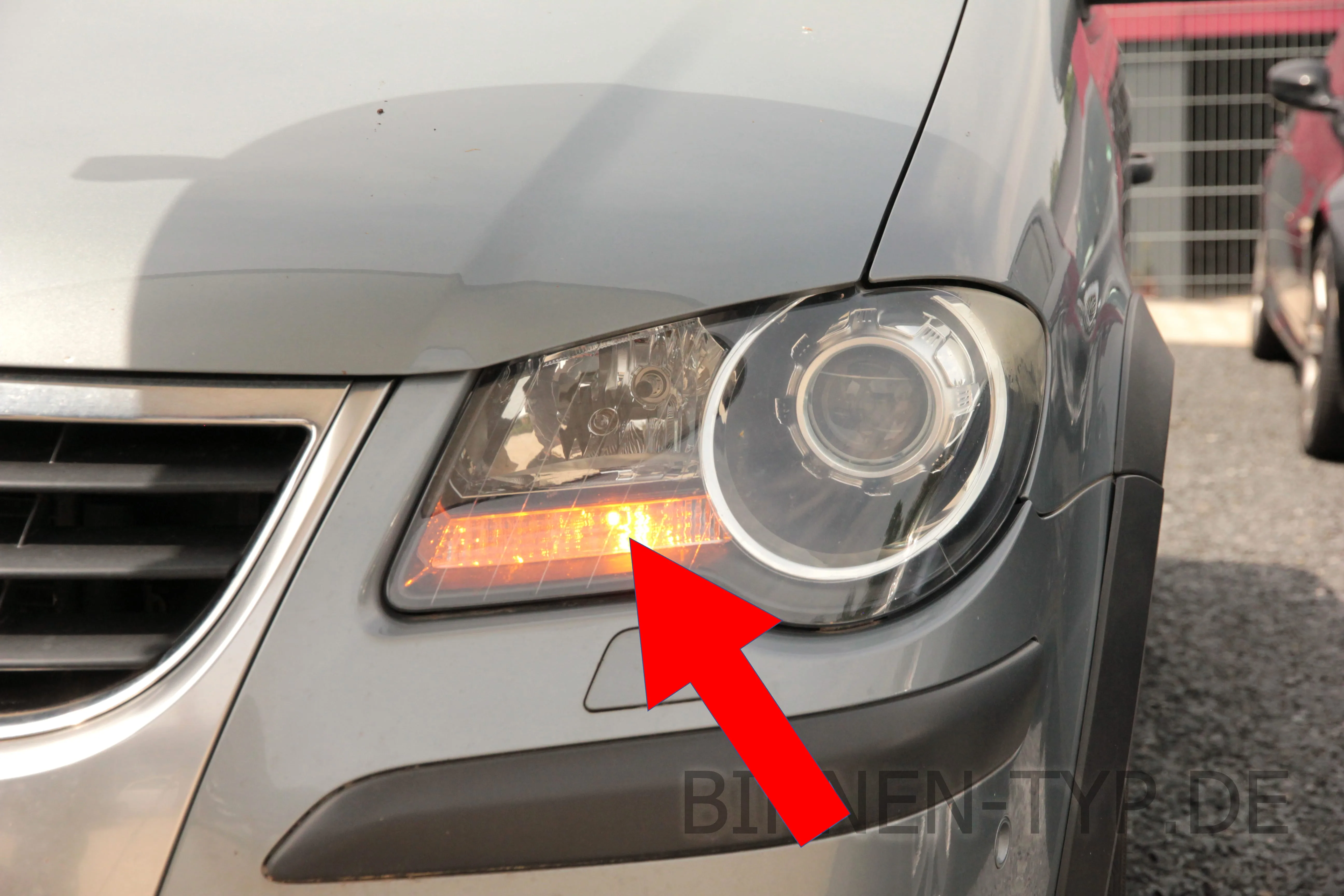 Blinker vorne des VW Touran 1. Gen GP1