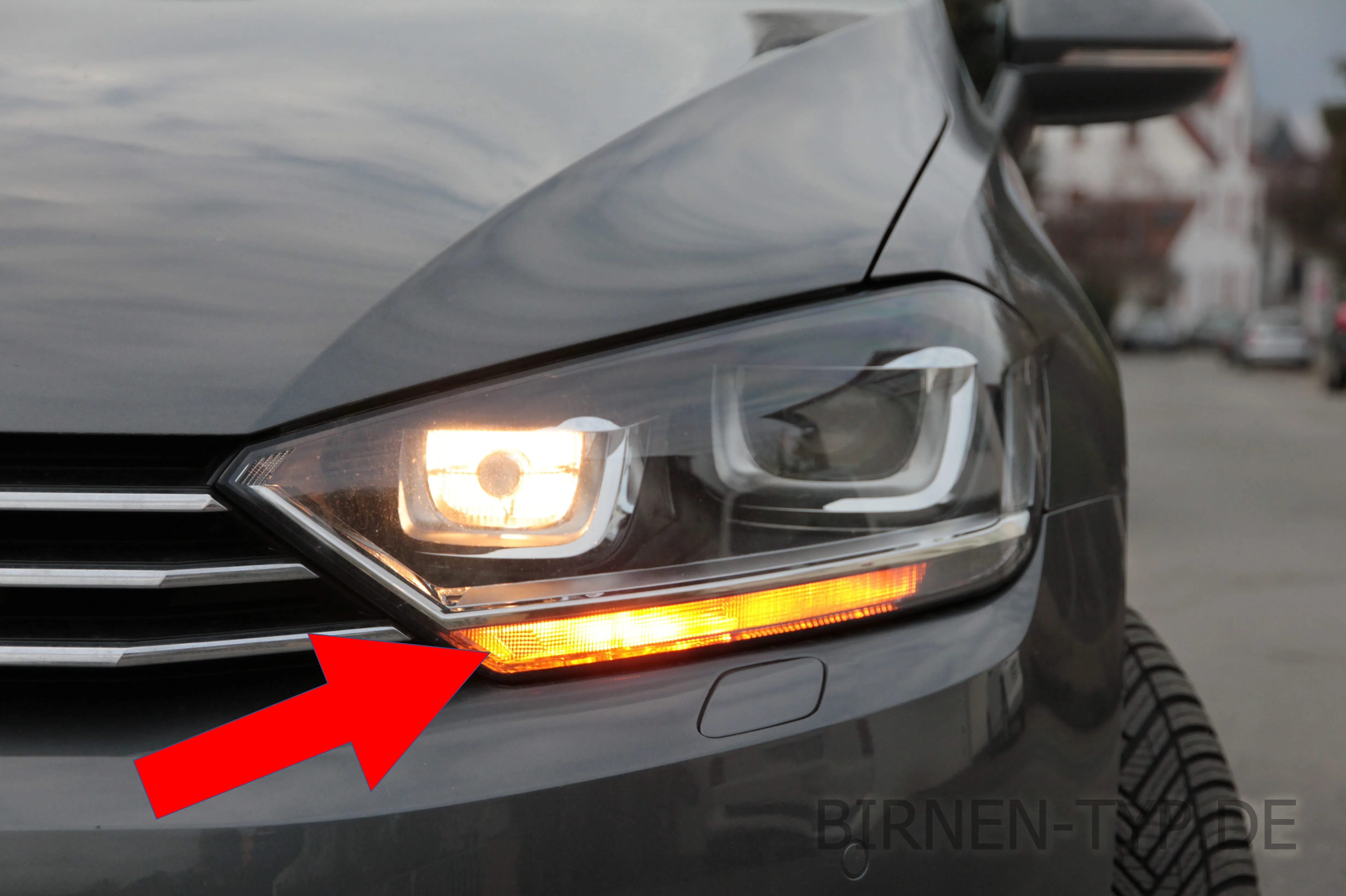 Blinker vorne am VW Golf Sportsvan