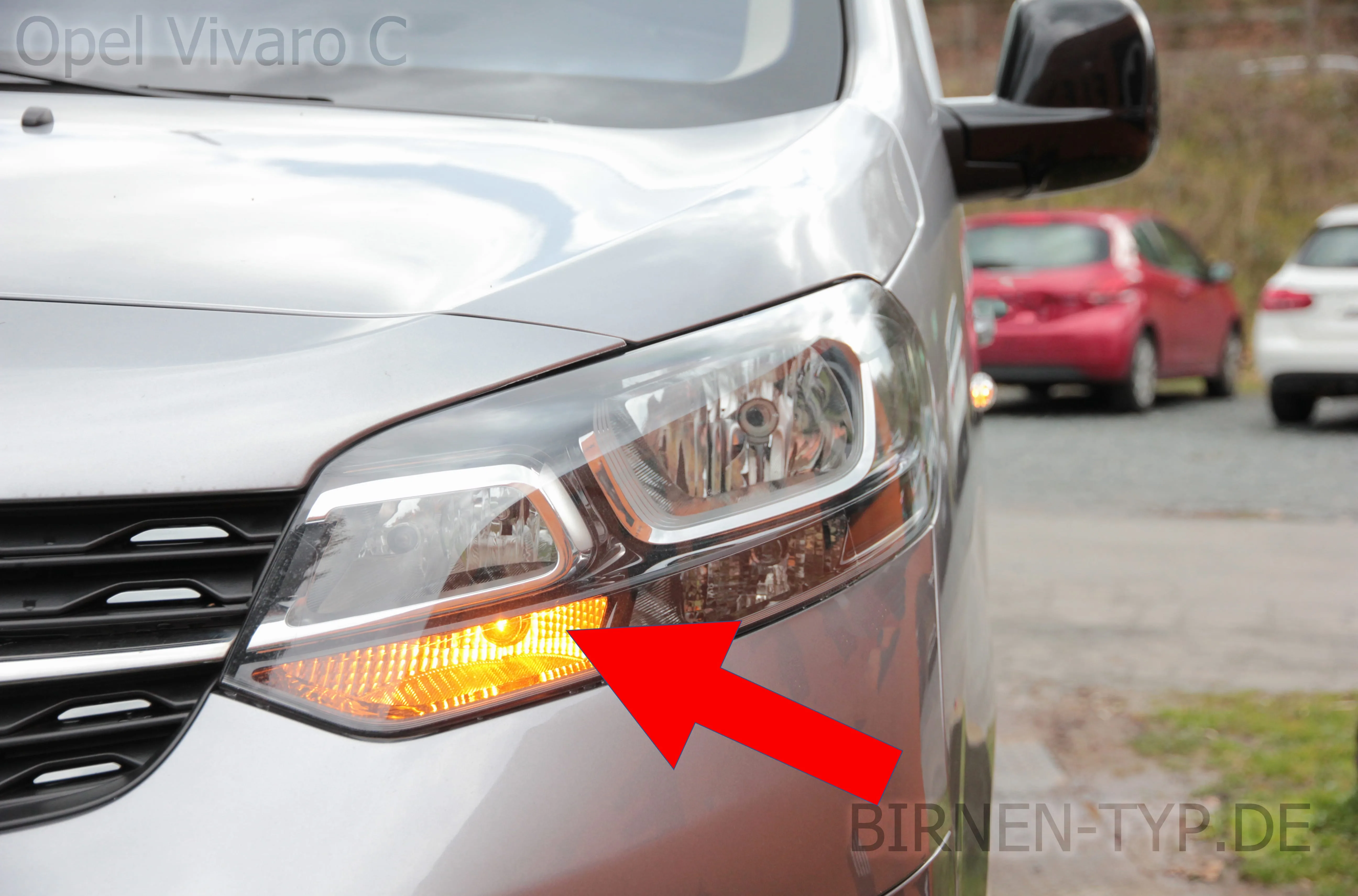 Blinker vorne des Opel Vivaro C