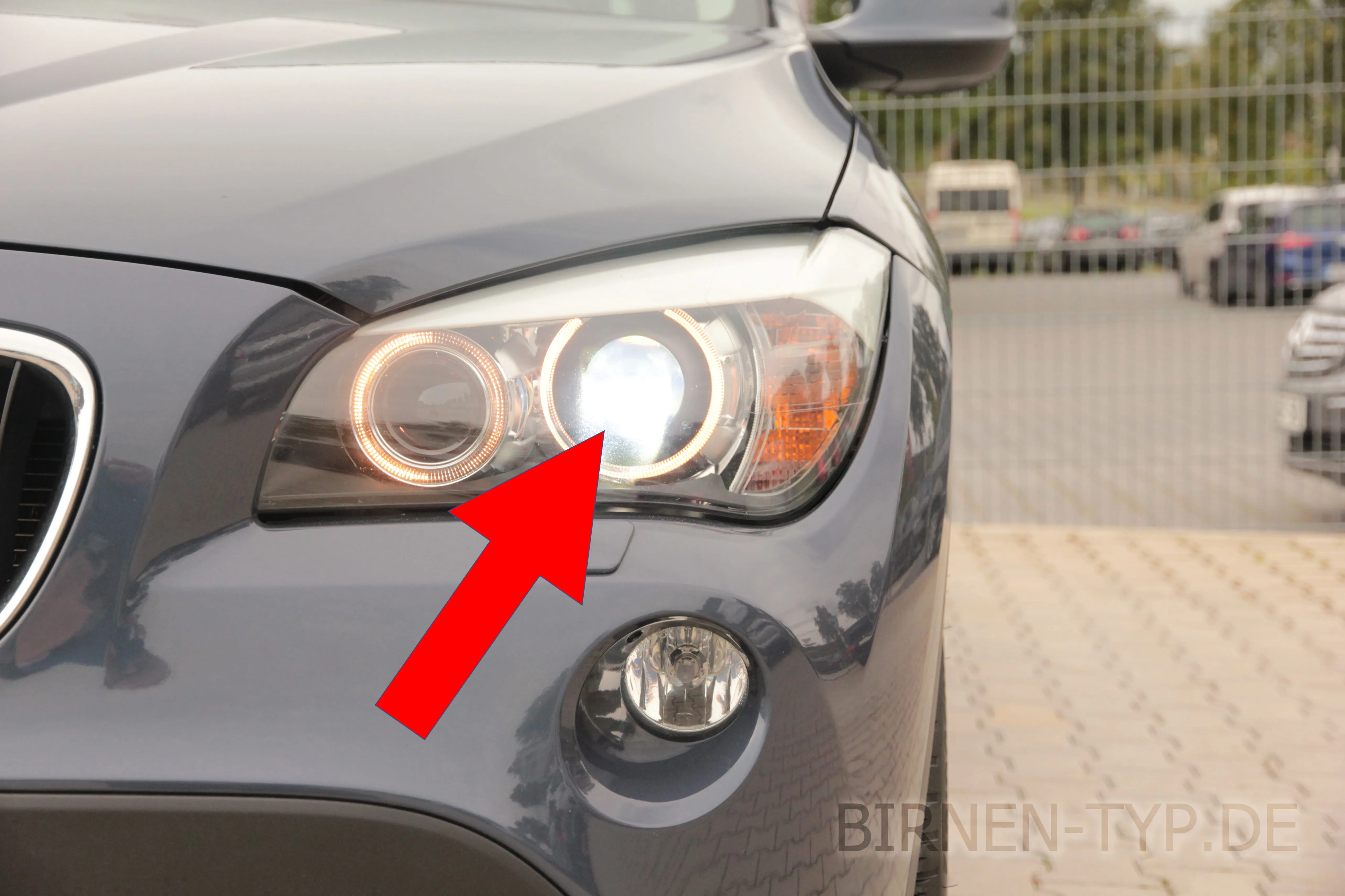 Abblendlicht des BMW X1