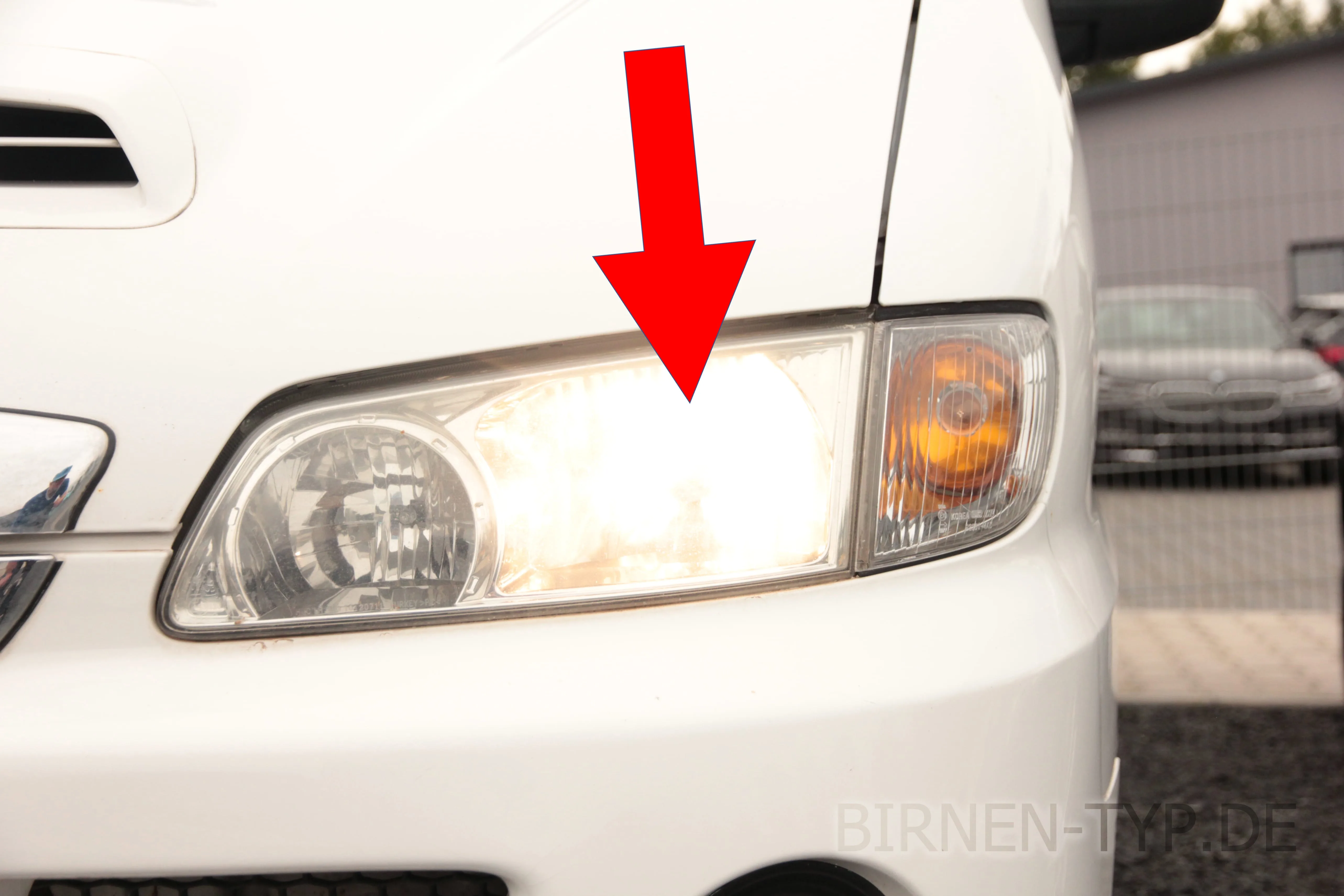 Abblendlicht am Hyundai H-1/Starex/Libero