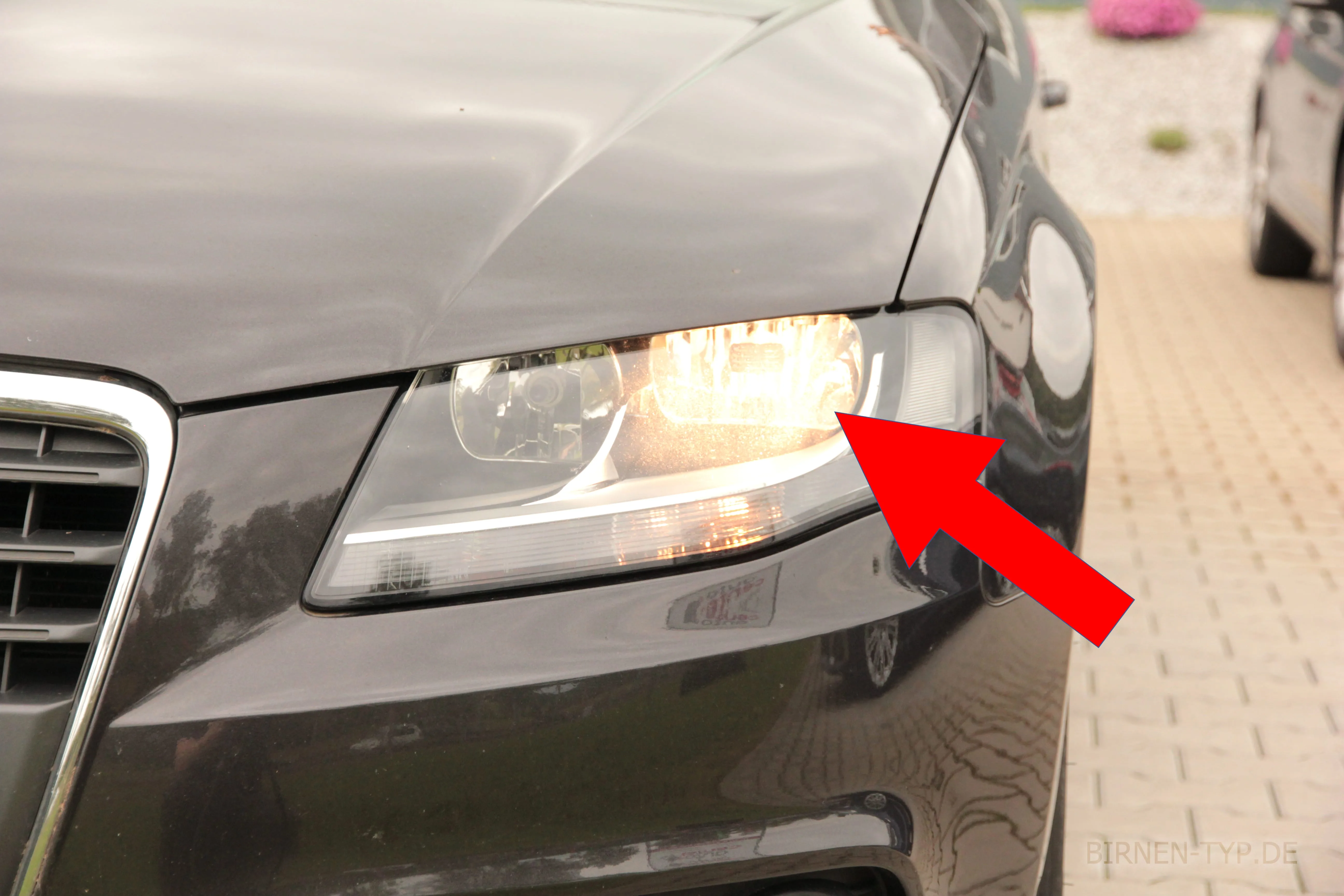 Abblendlicht des Audi A4 4. Gen — BIS Ende Produktionsjahr 2011 (VOR Facelift)