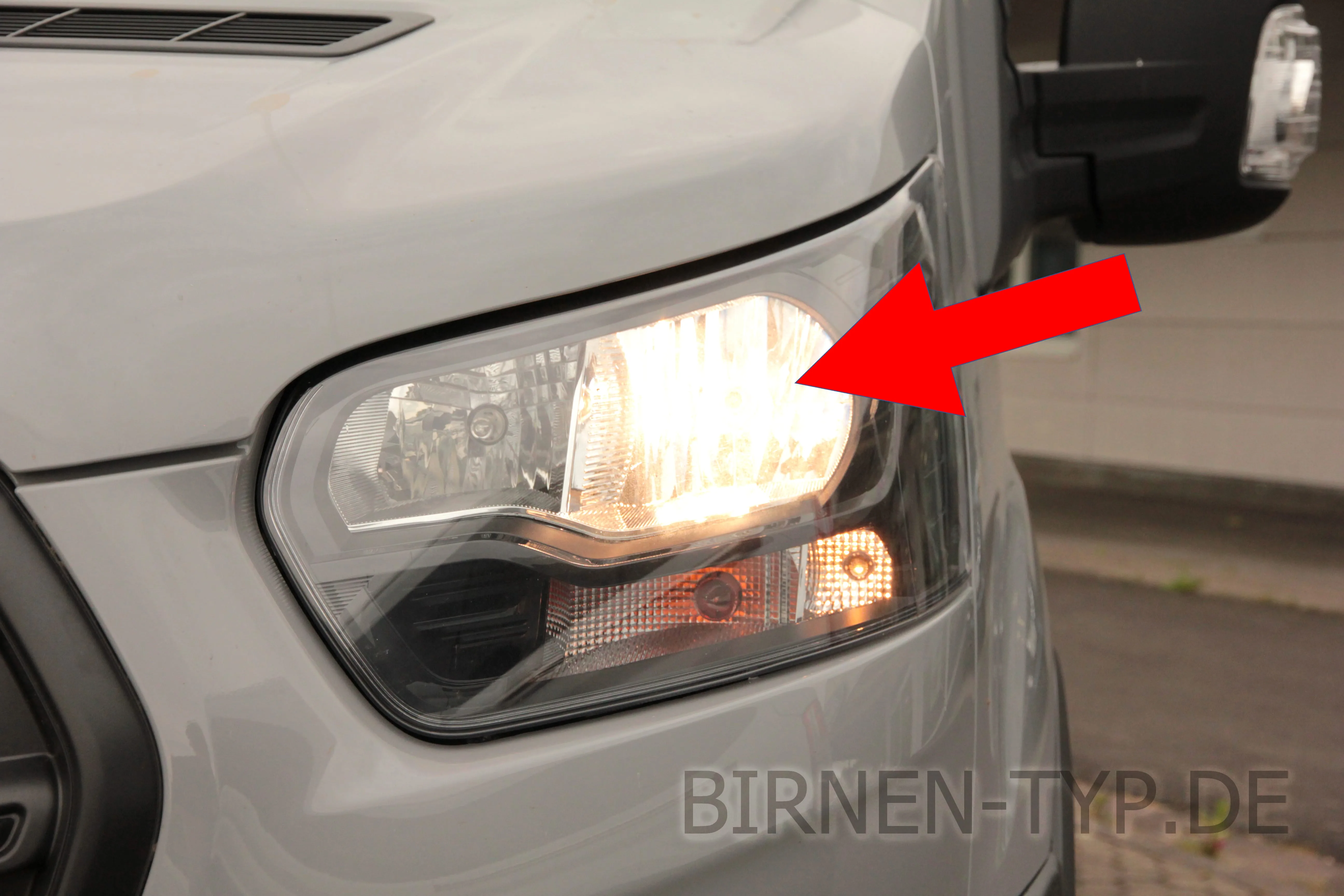 Abblendlicht des Ford Transit 7