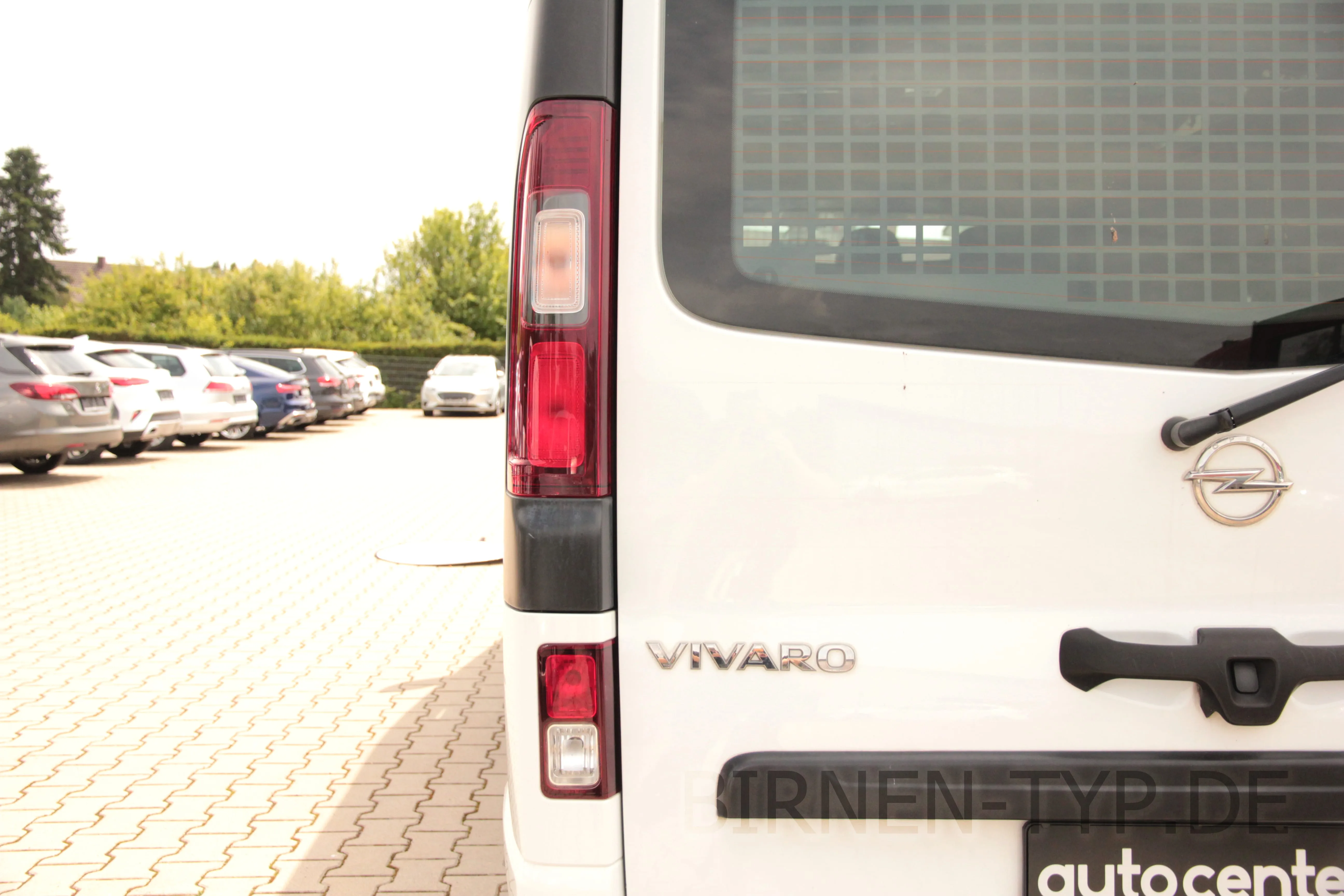 So sieht die Rückleuchte des Opel Vivaro aus