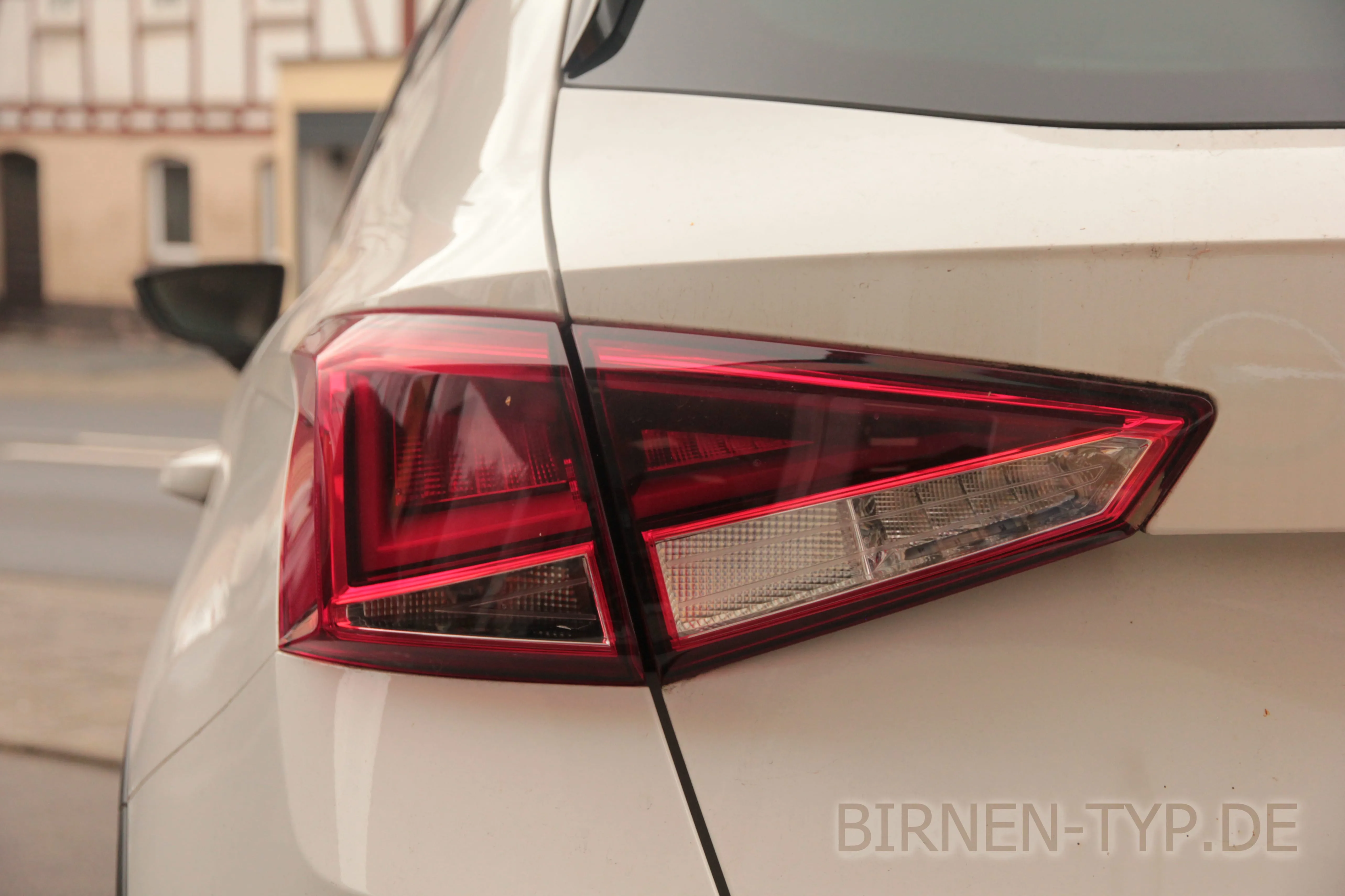 So sieht die Rückleuchte des Seat Arona aus