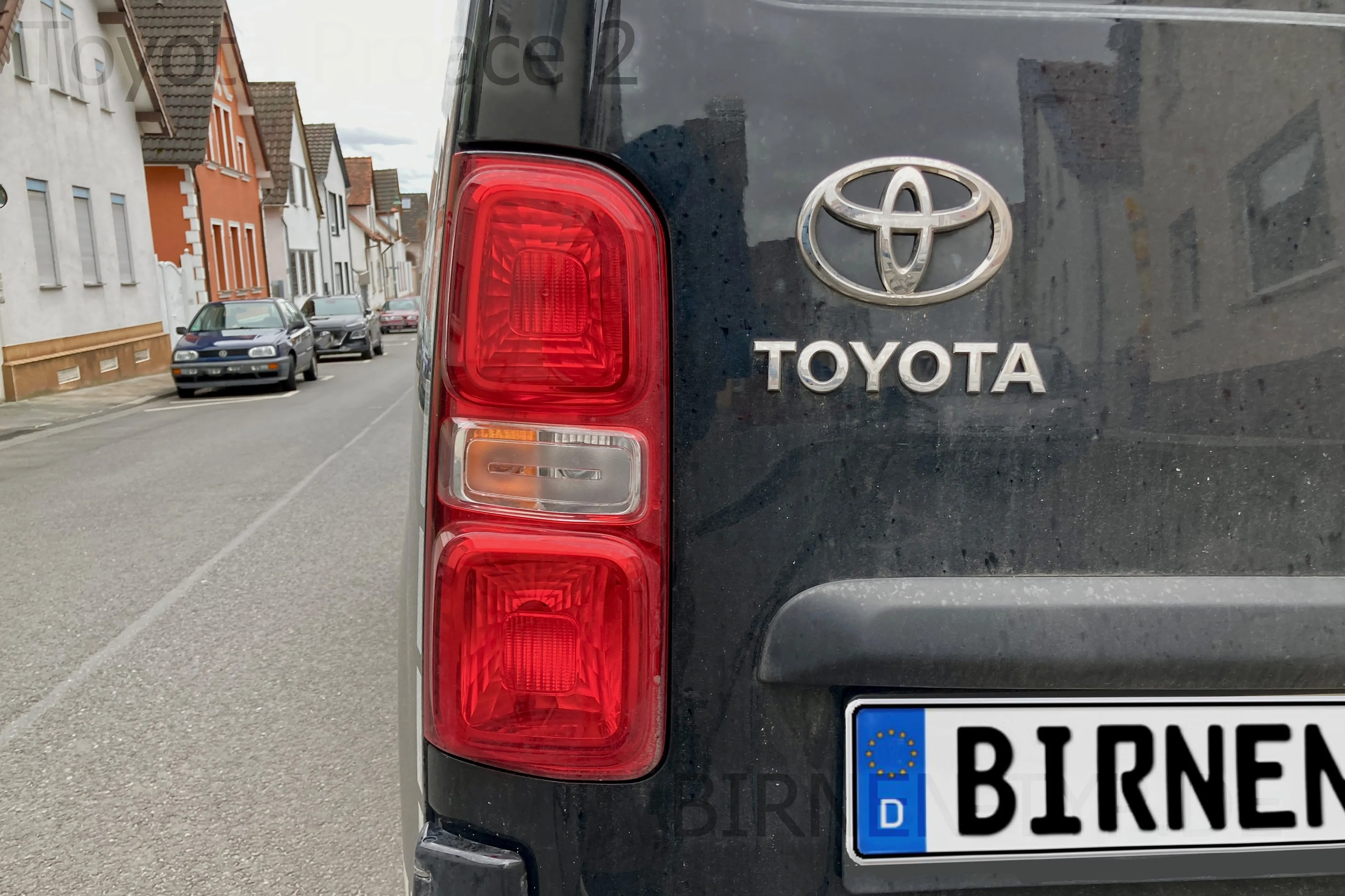 So sieht die Rückleuchte des Toyota Proace Verso aus