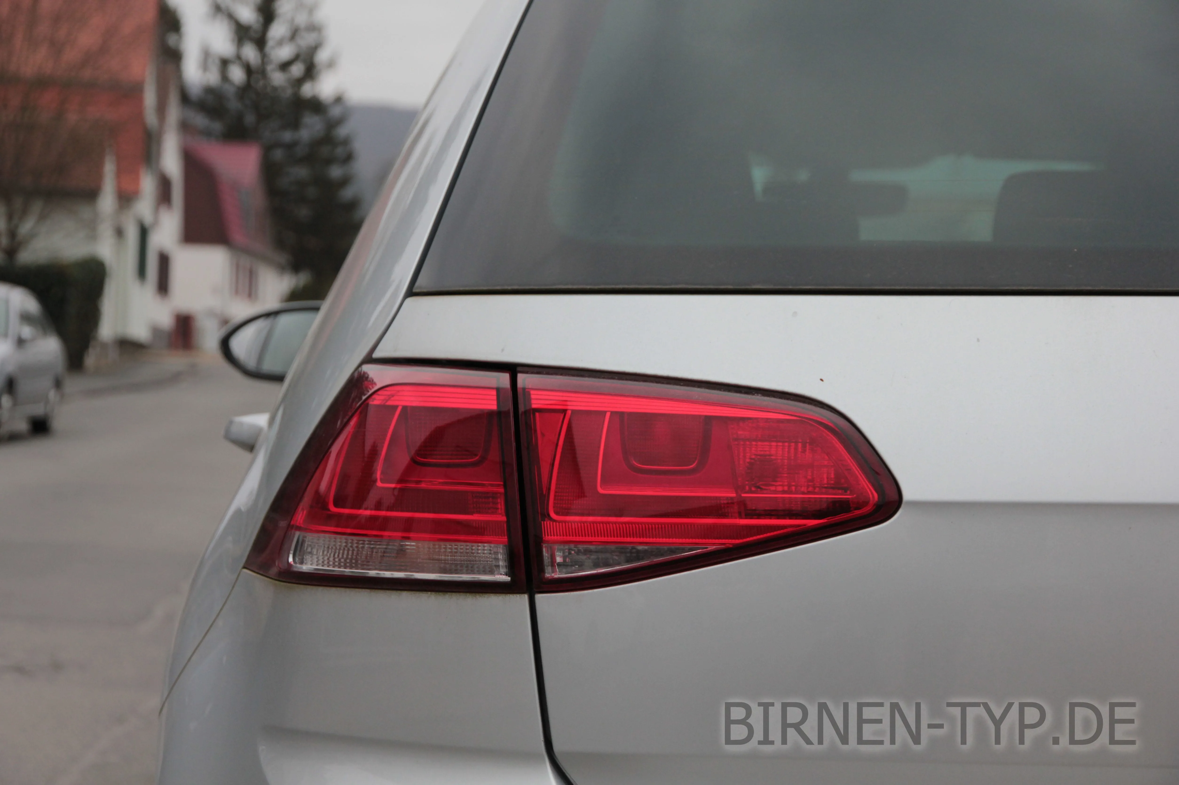 So sieht die Rückleuchte des VW Golf 7 aus