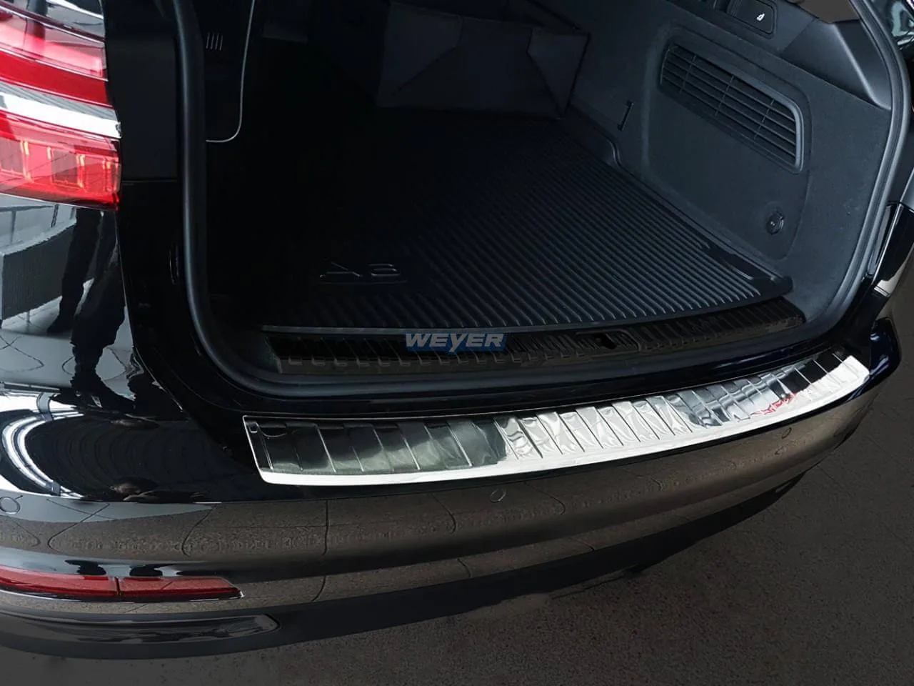 Edelstahl-Ladekantenschutz für den Audi A6 5. Gen