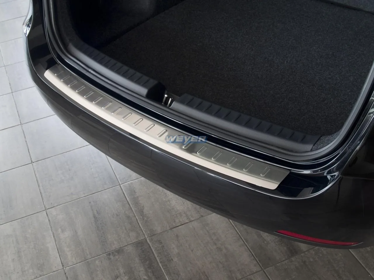 Edelstahl-Ladekantenschutz für den Seat Ibiza