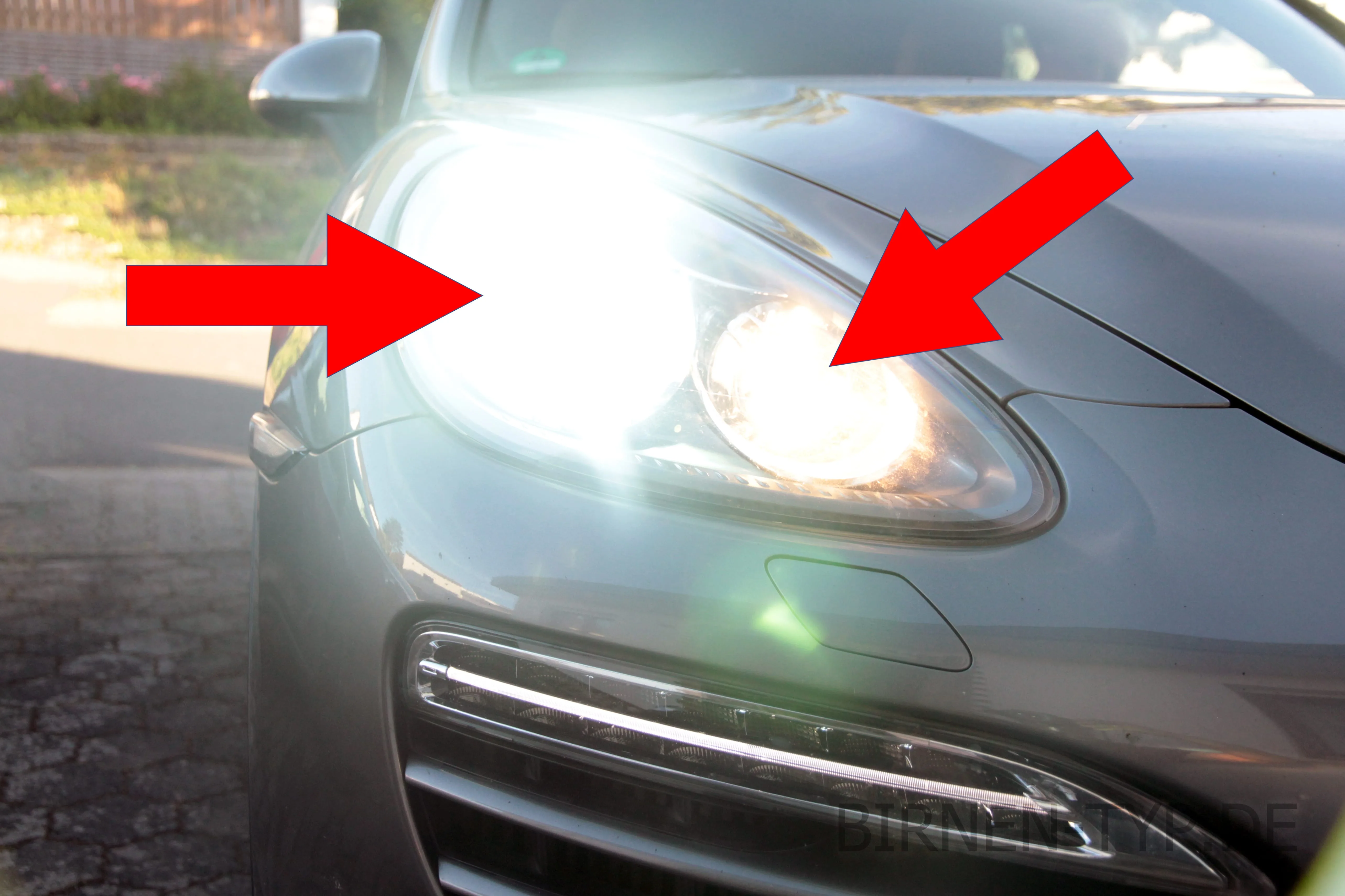 Fernlicht des Porsche Cayenne — BIS Ende Modelljahr 2014