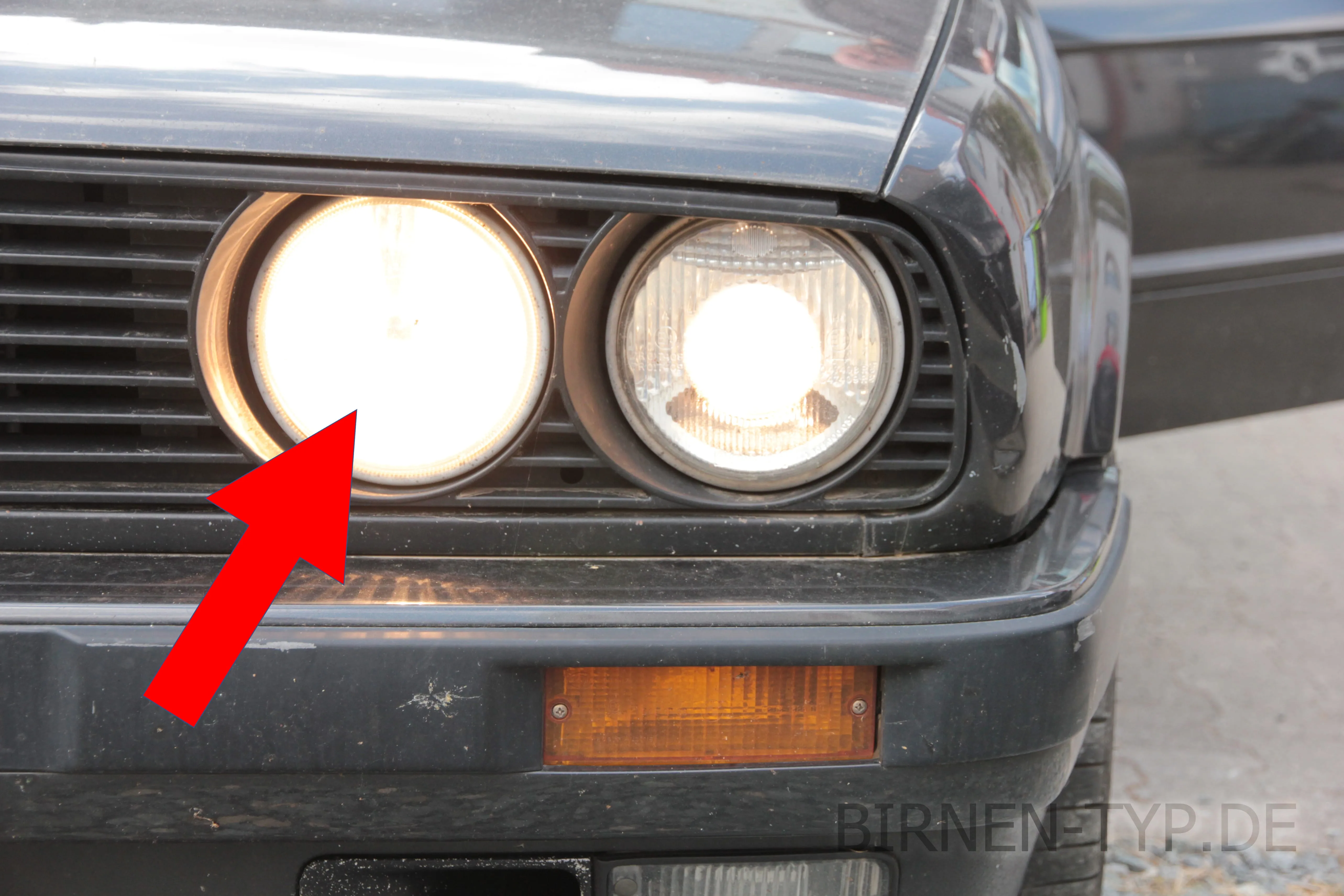 Fernlicht des BMW 3er