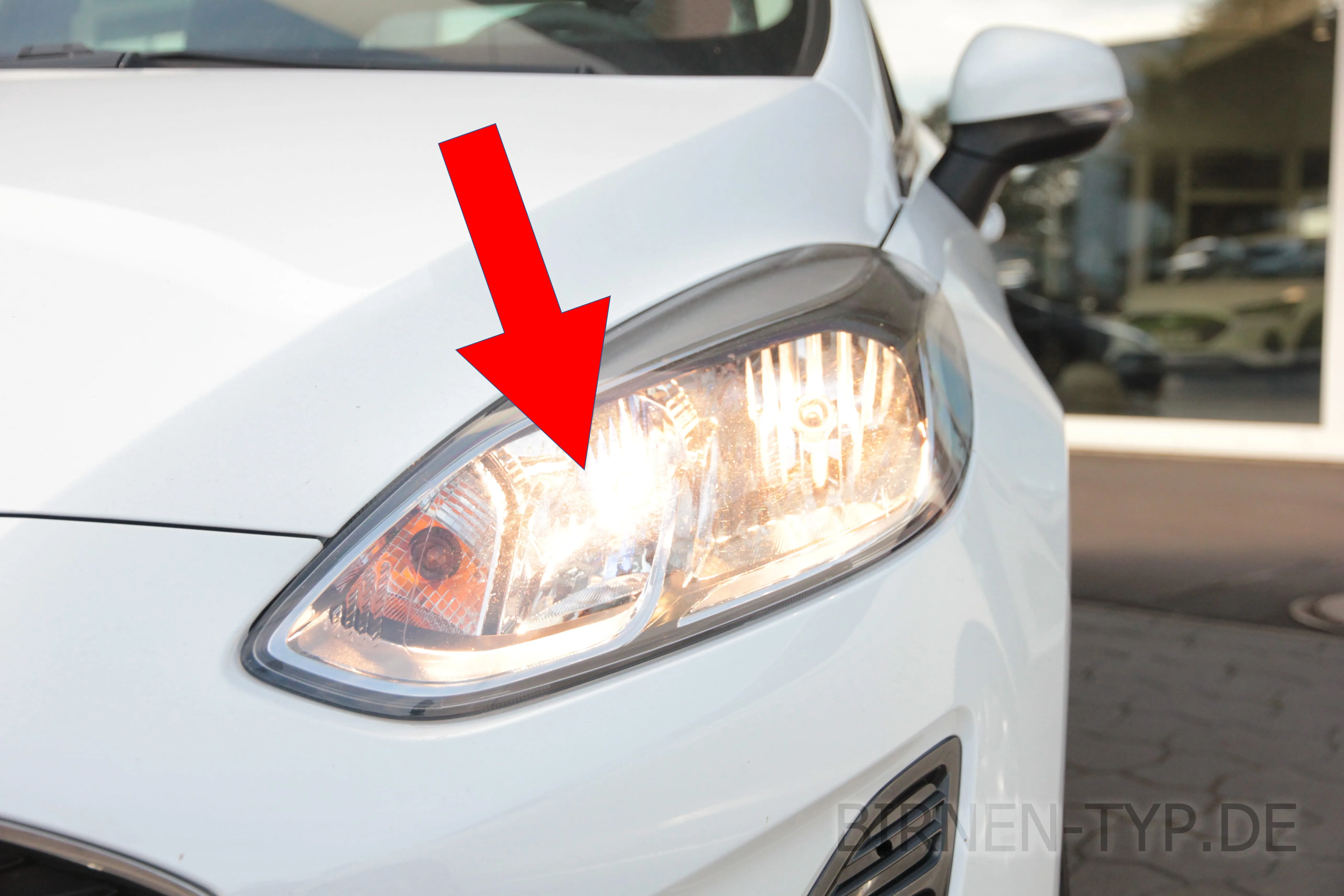 Fernlicht des Ford Fiesta MK8