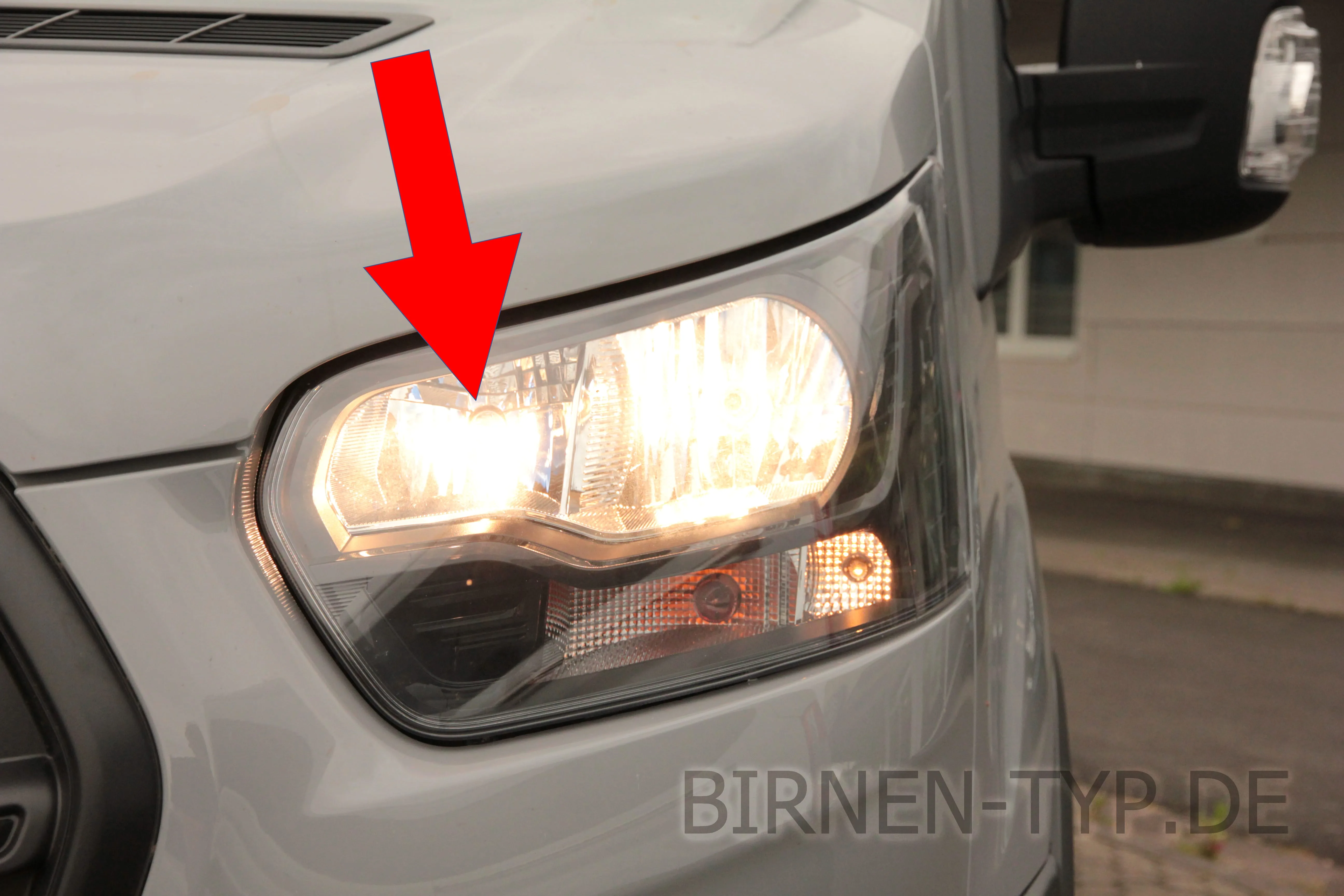 Fernlicht des Ford Transit 7