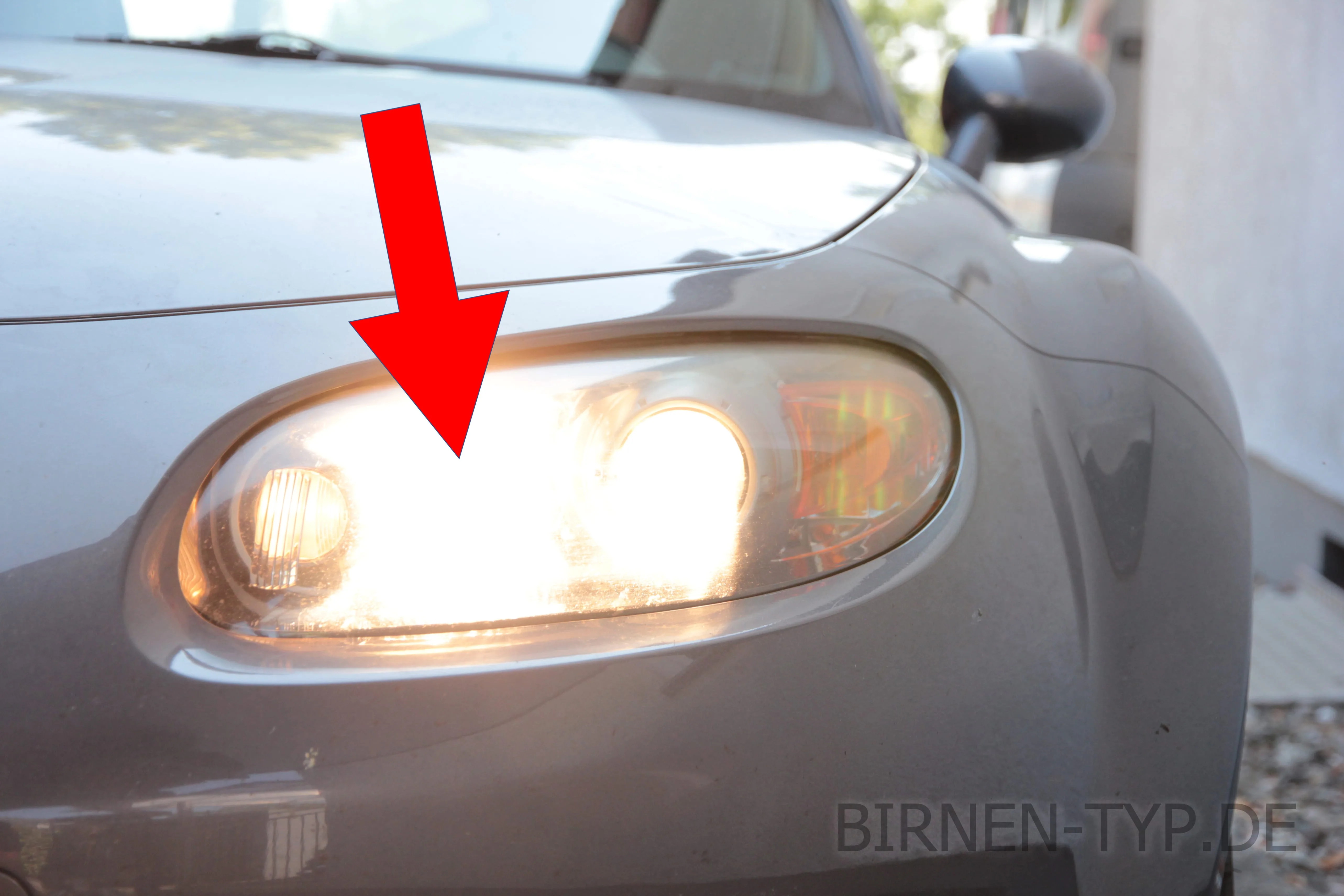 Fernlicht des Mazda MX-5 / Miata