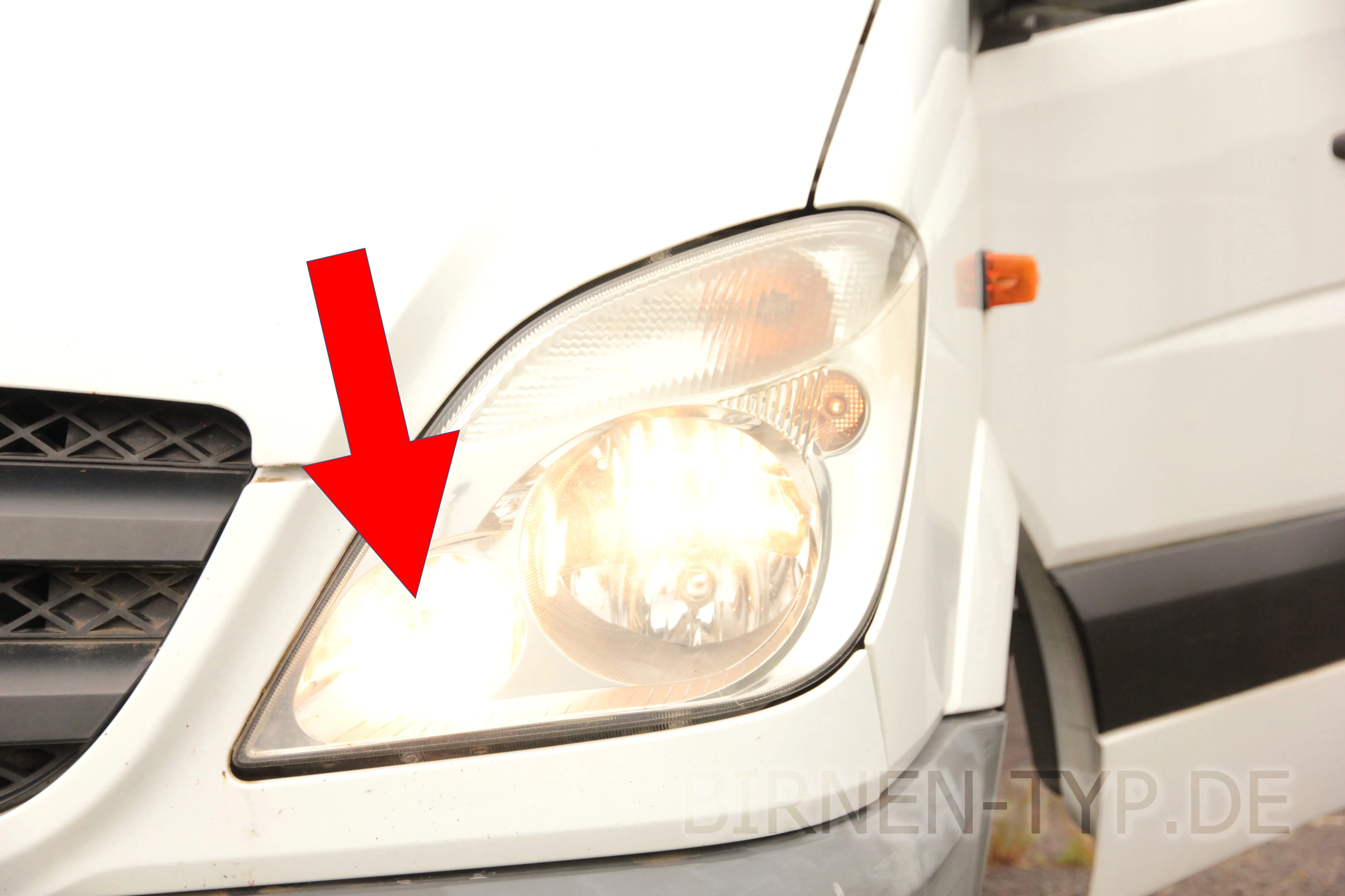 Fernlicht des Mercedes-Benz Sprinter 2. Gen