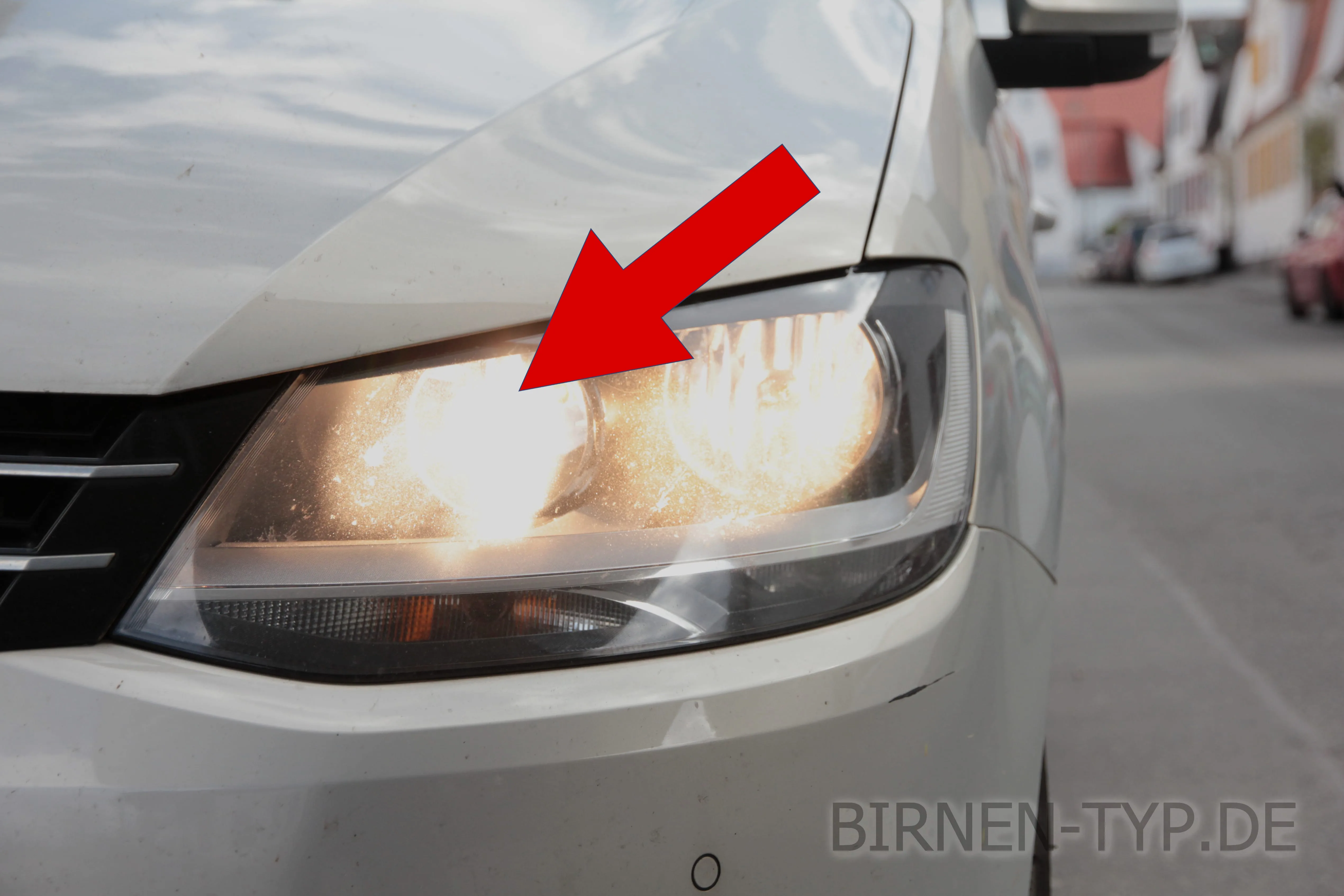 Fernlicht des Seat Alhambra