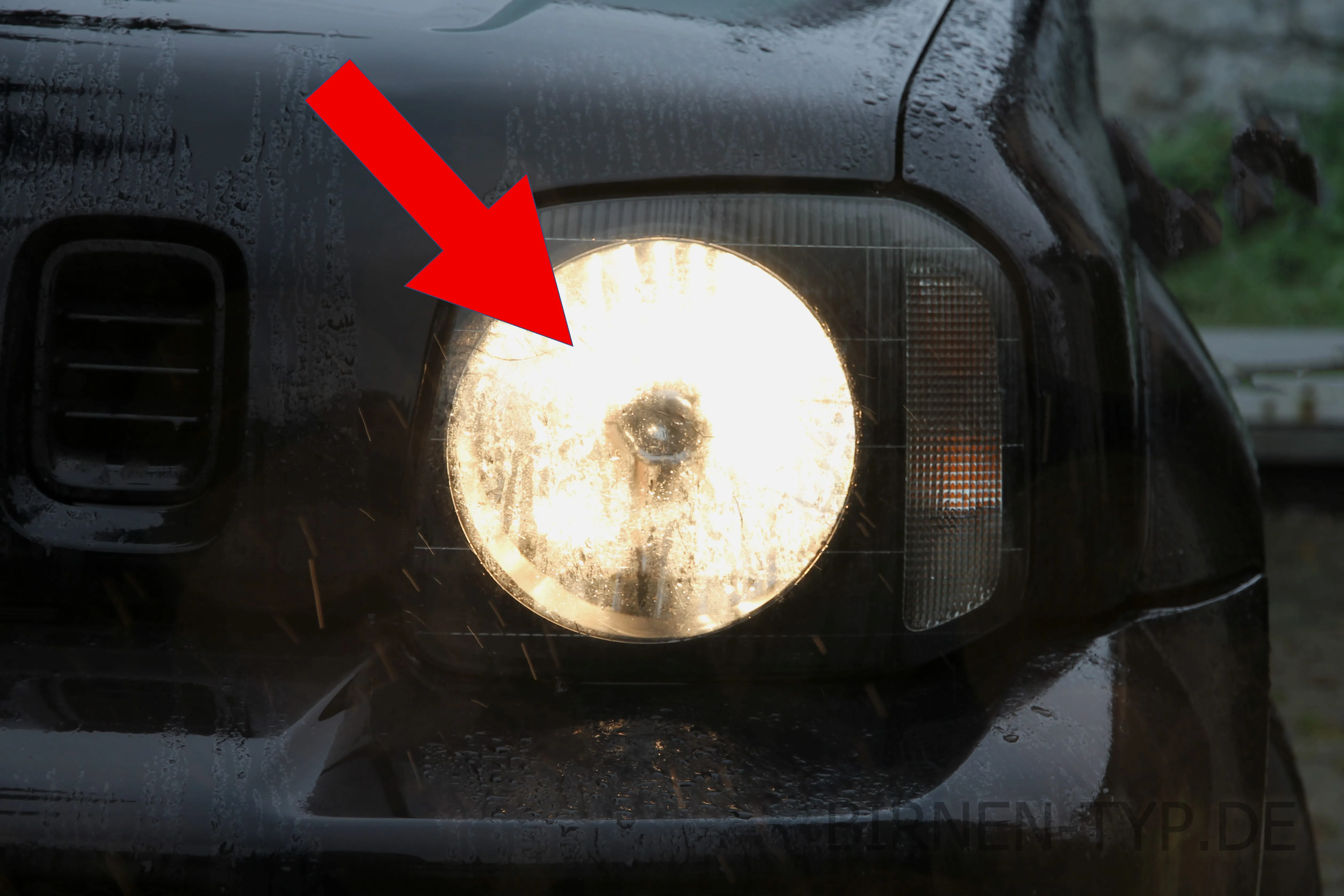 Fernlicht des Suzuki Jimny 1