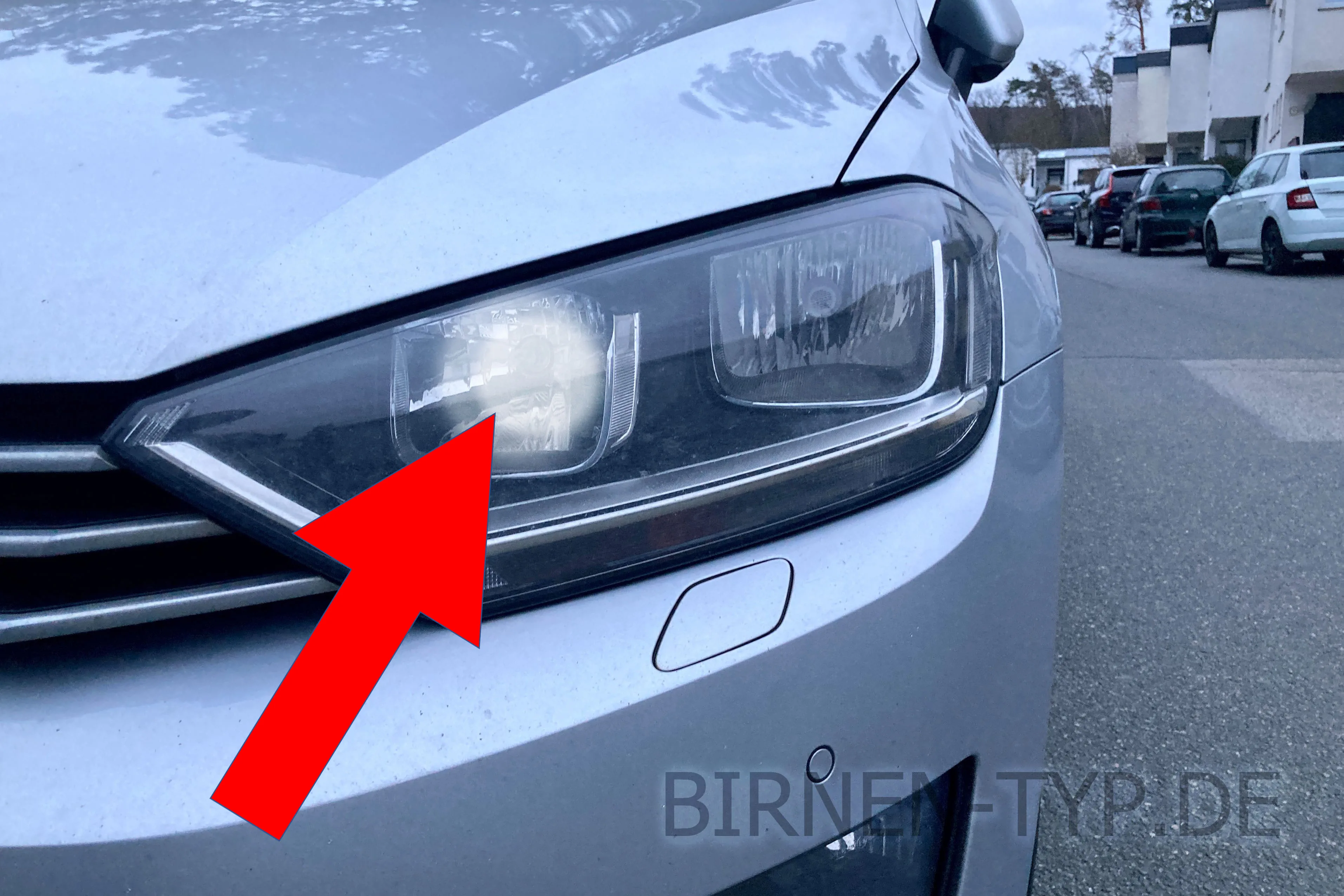 Fernlicht am VW Golf Sportsvan