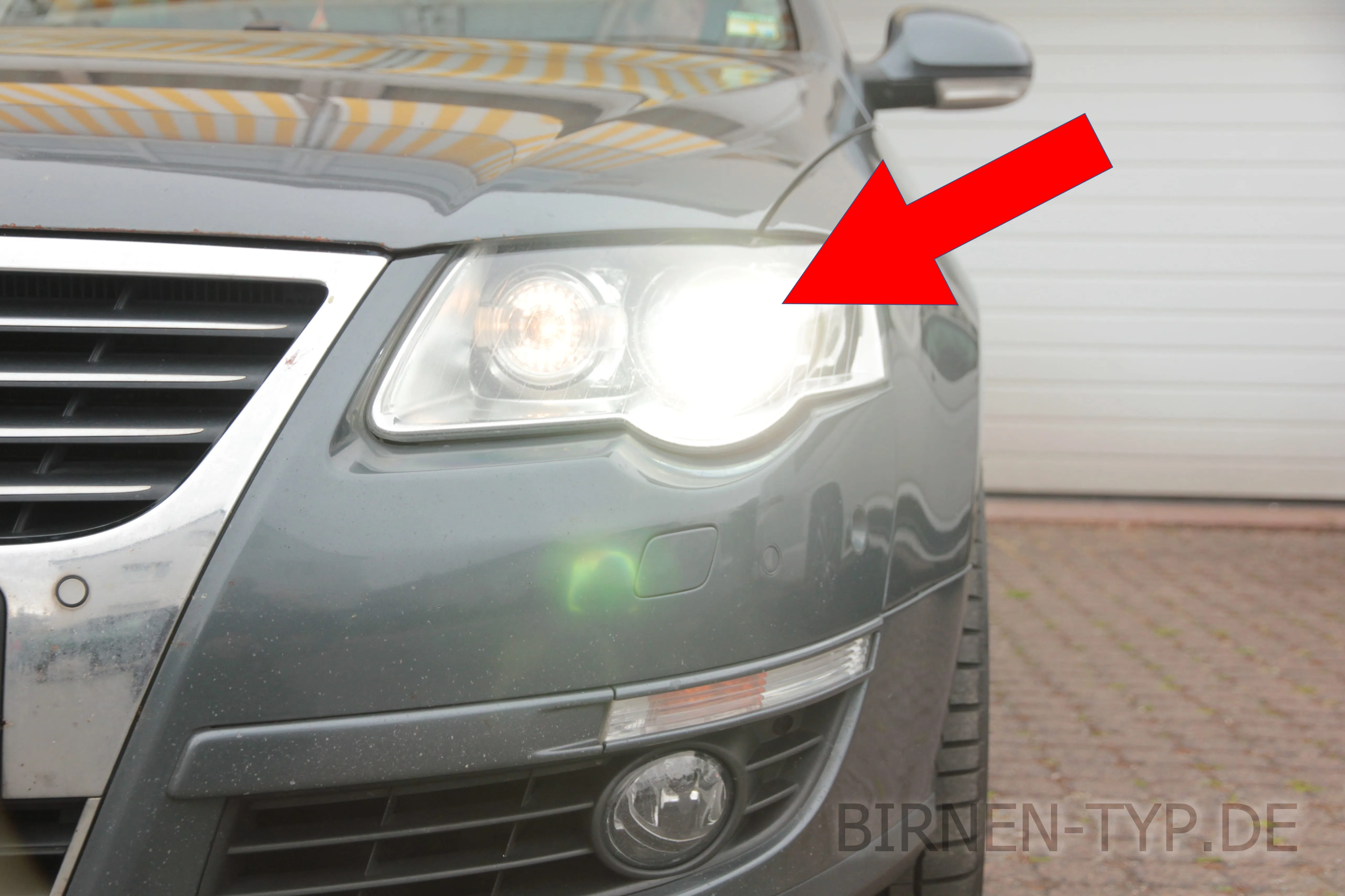 Fernlicht des VW Passat B6