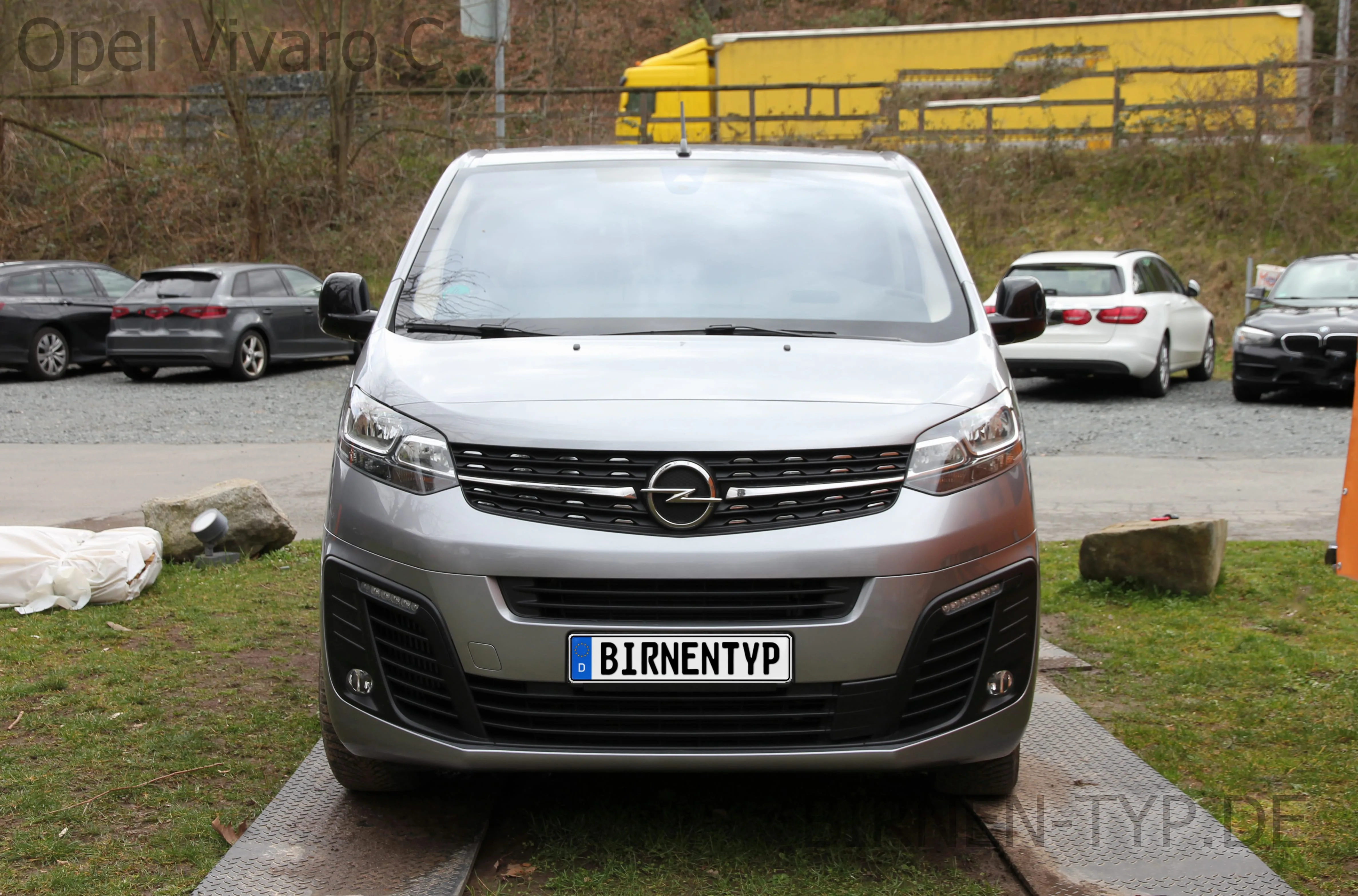 Vivaro C
