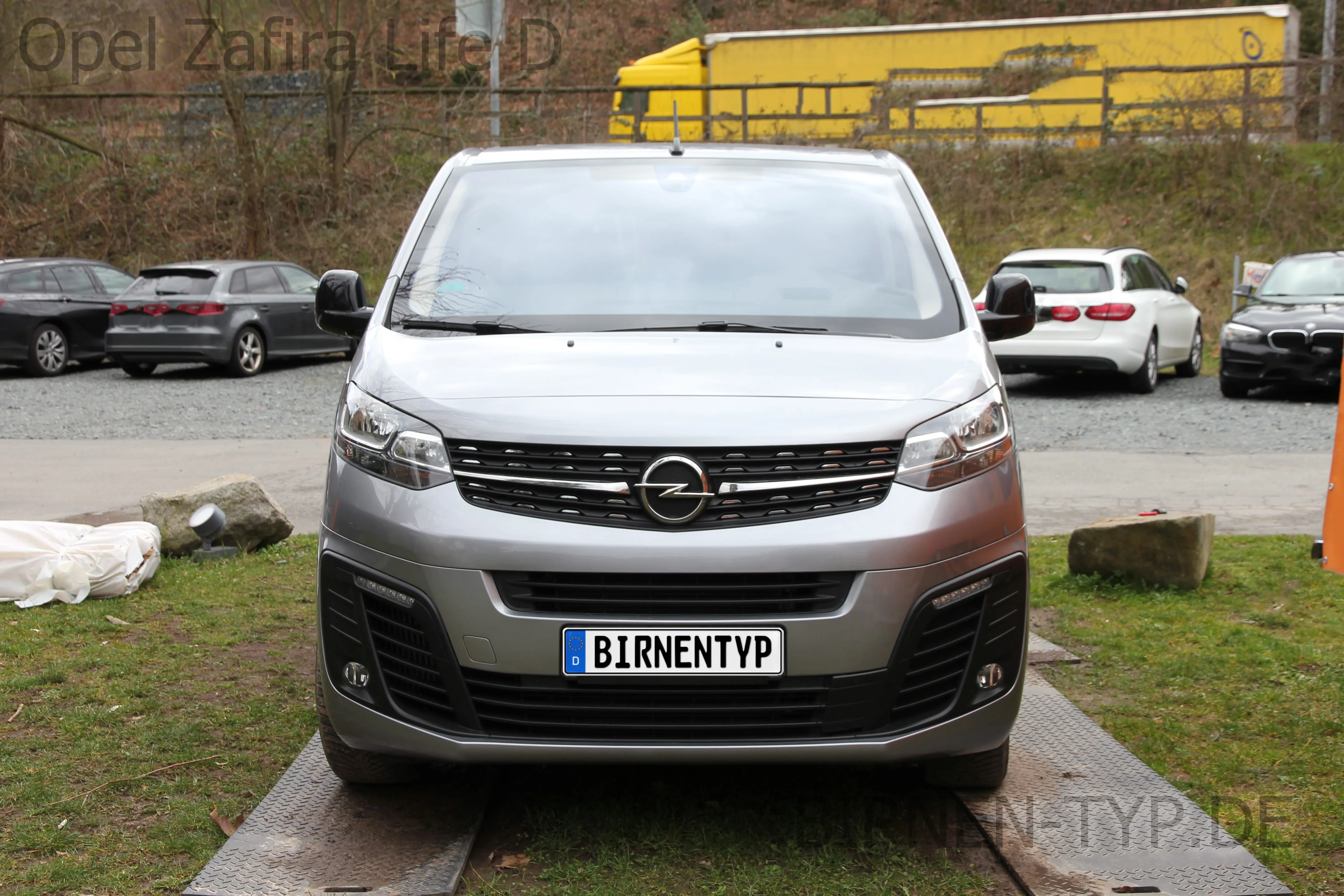 Zafira Life D