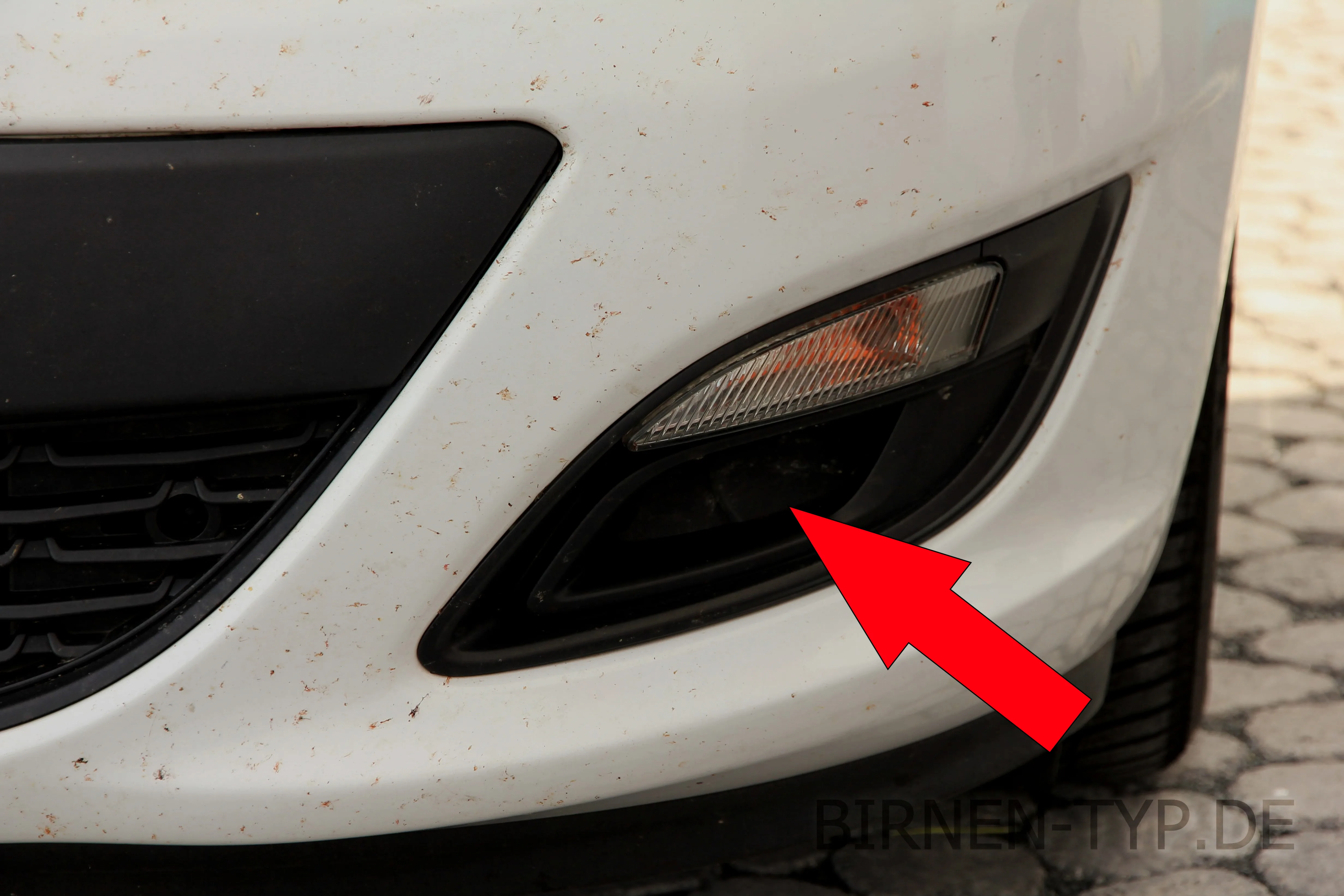 Nebelscheinwerfer am Opel Astra J