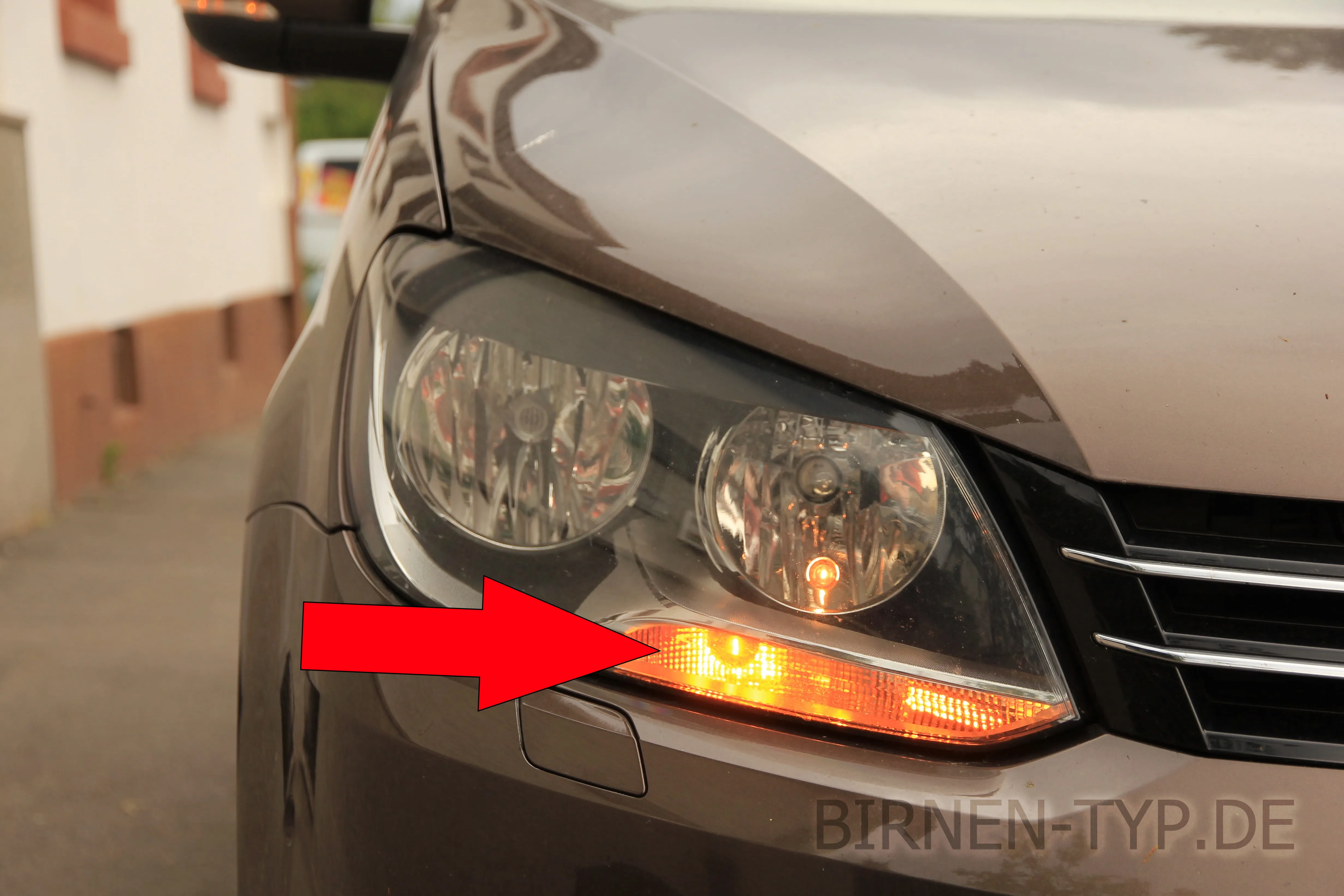 Blinker vorne des VW Touran 1