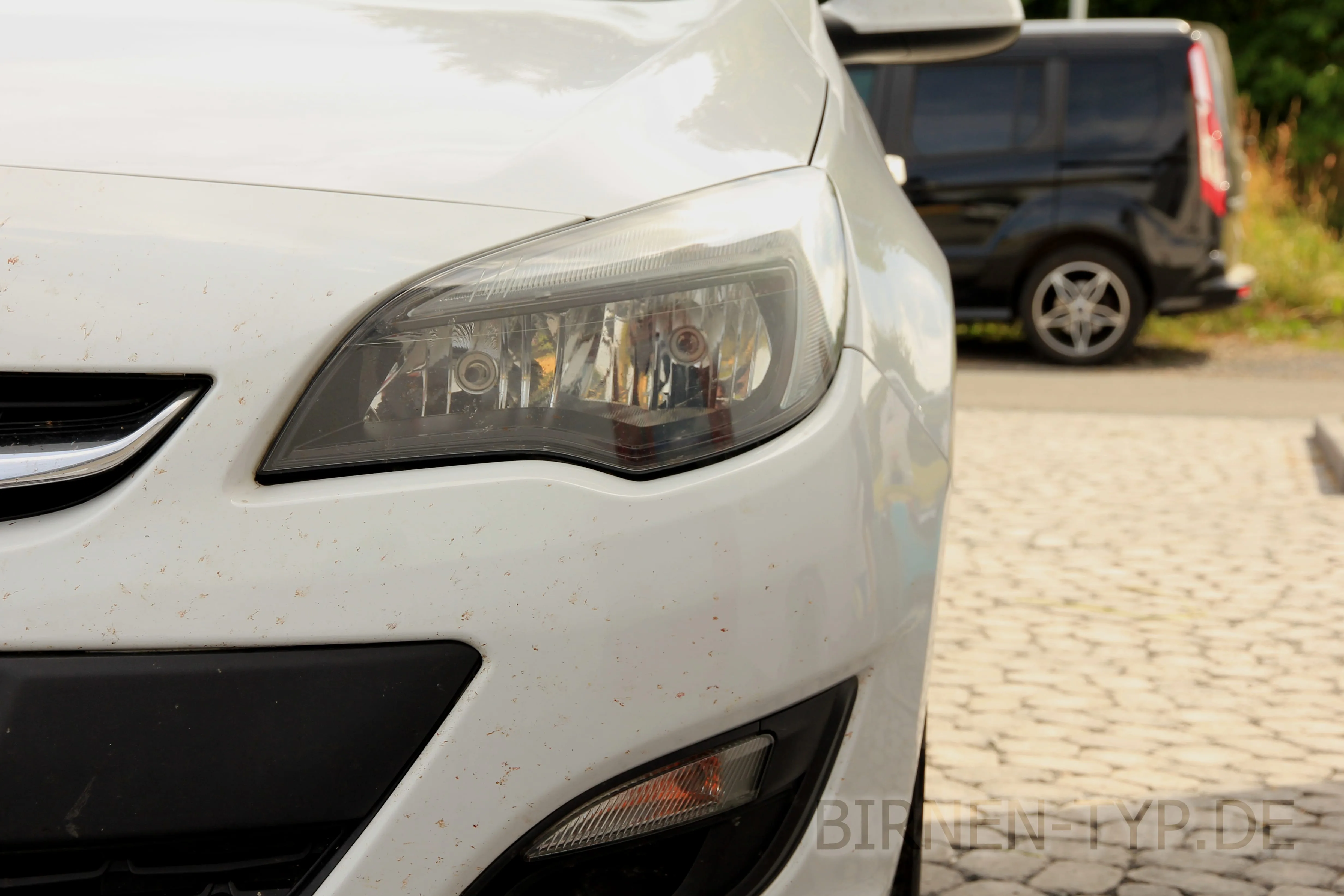 So sieht der Scheinwerfer des Opel Astra aus