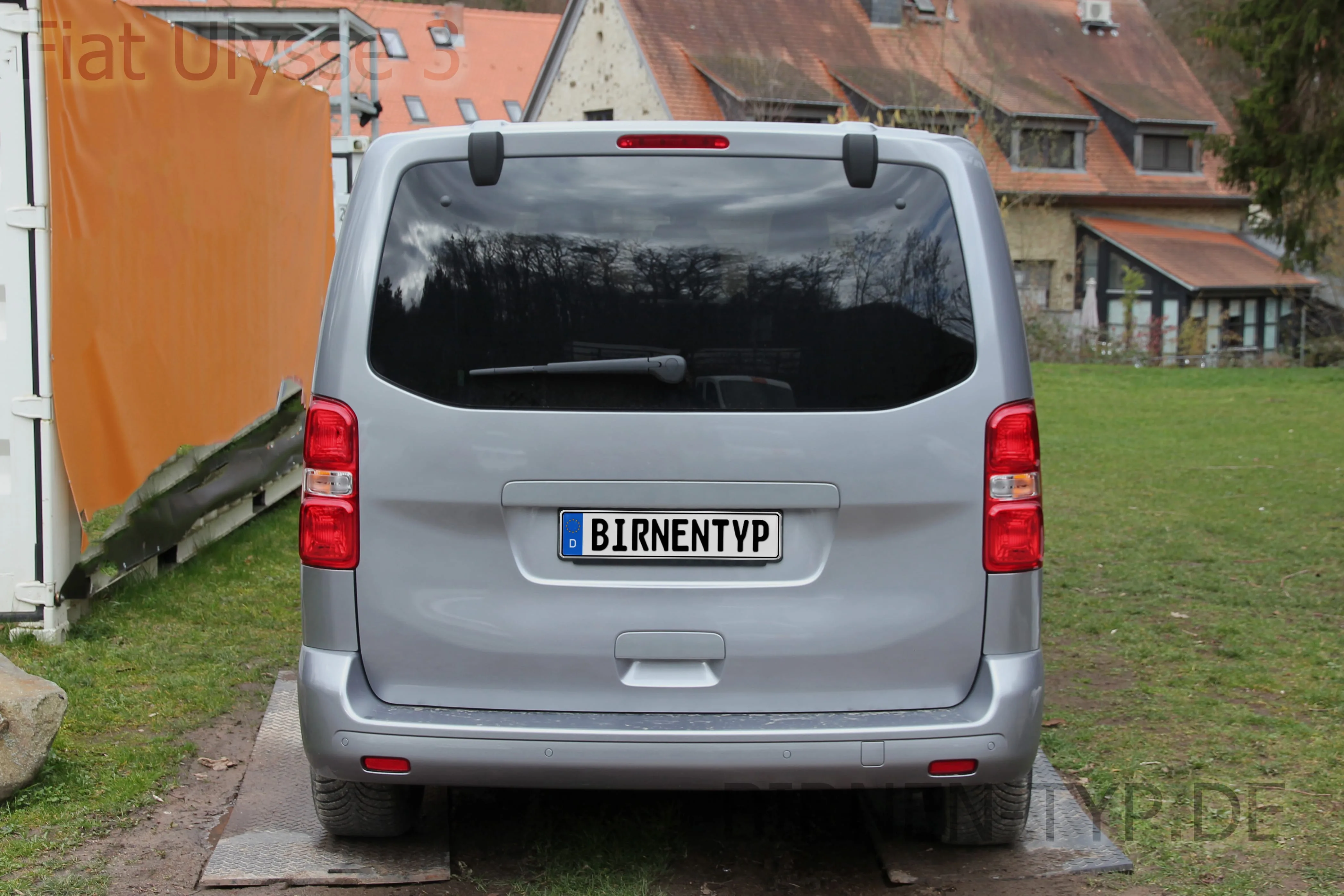 Heck-Ansicht des Fiat Ulysse